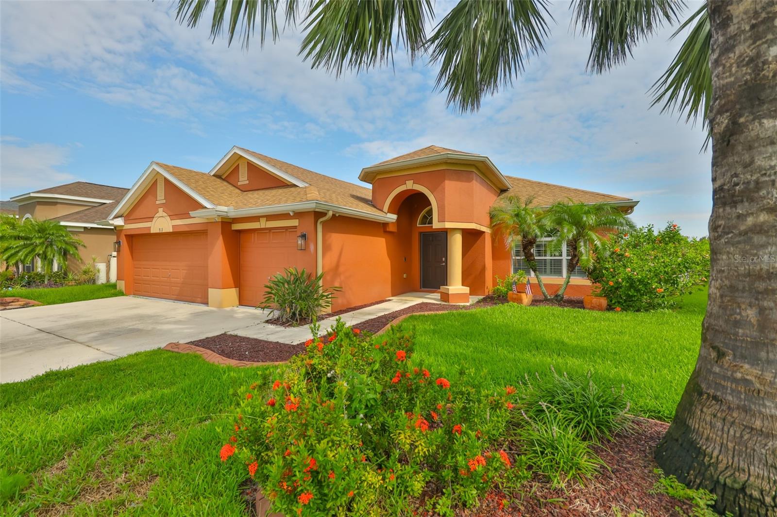 Image 2 of 45 For 813 Seminole Sky Drive