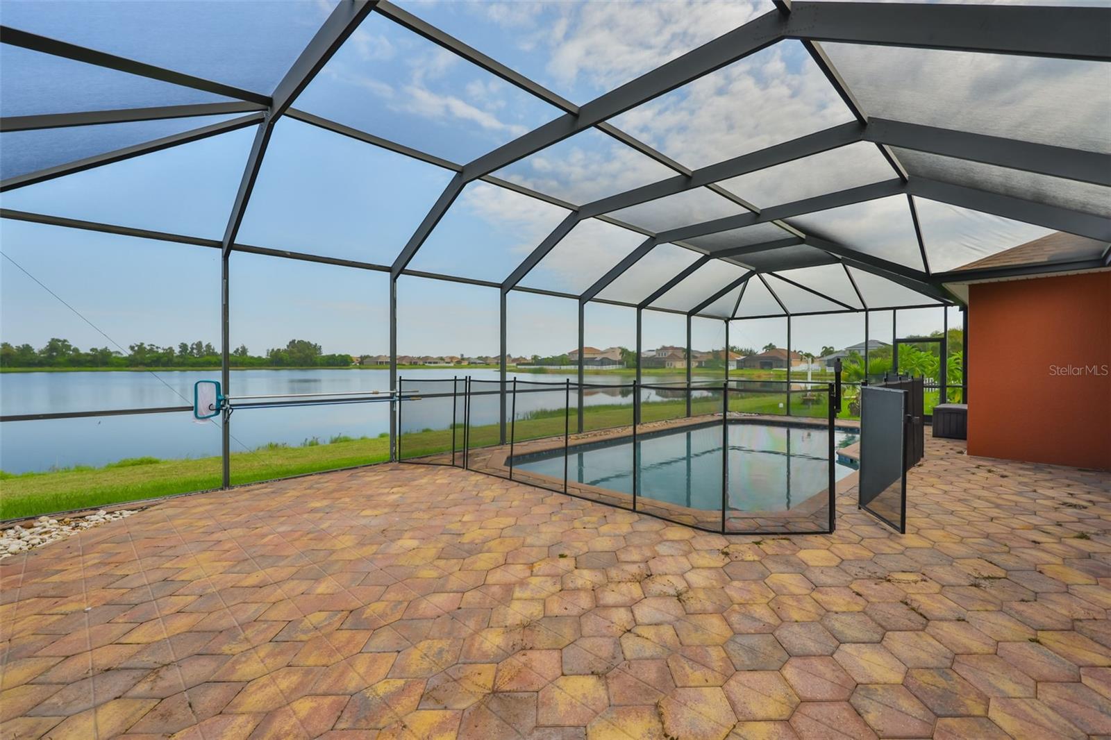 Image 35 of 45 For 813 Seminole Sky Drive
