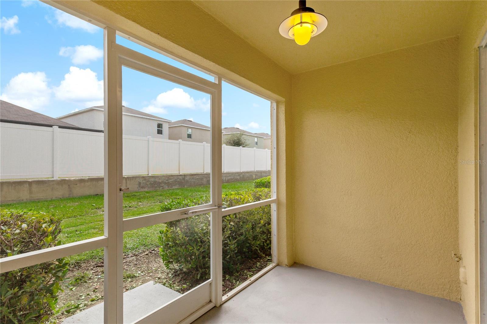 Image 17 of 19 For 213 Penmark Stone Place