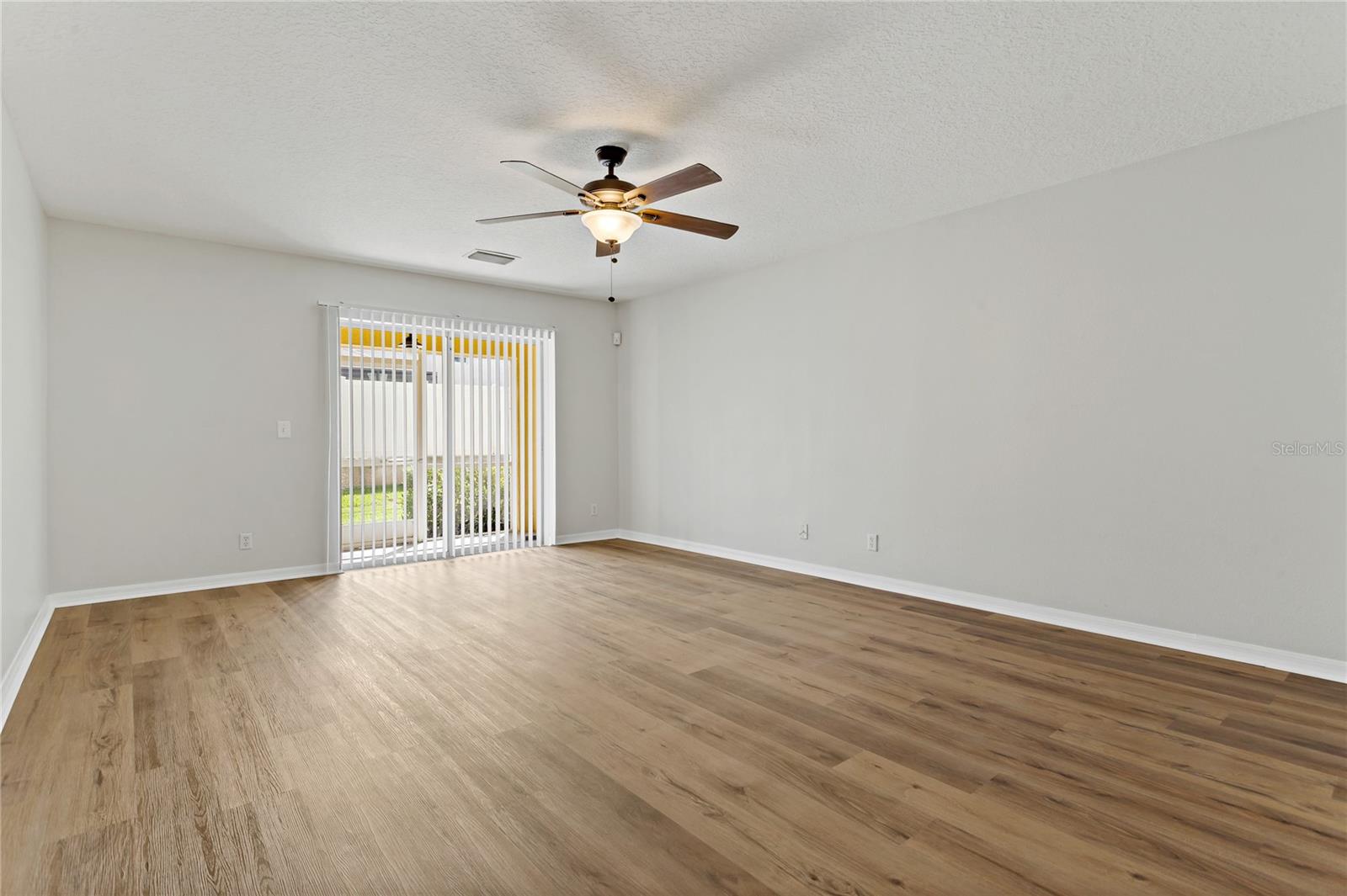 Image 6 of 19 For 213 Penmark Stone Place
