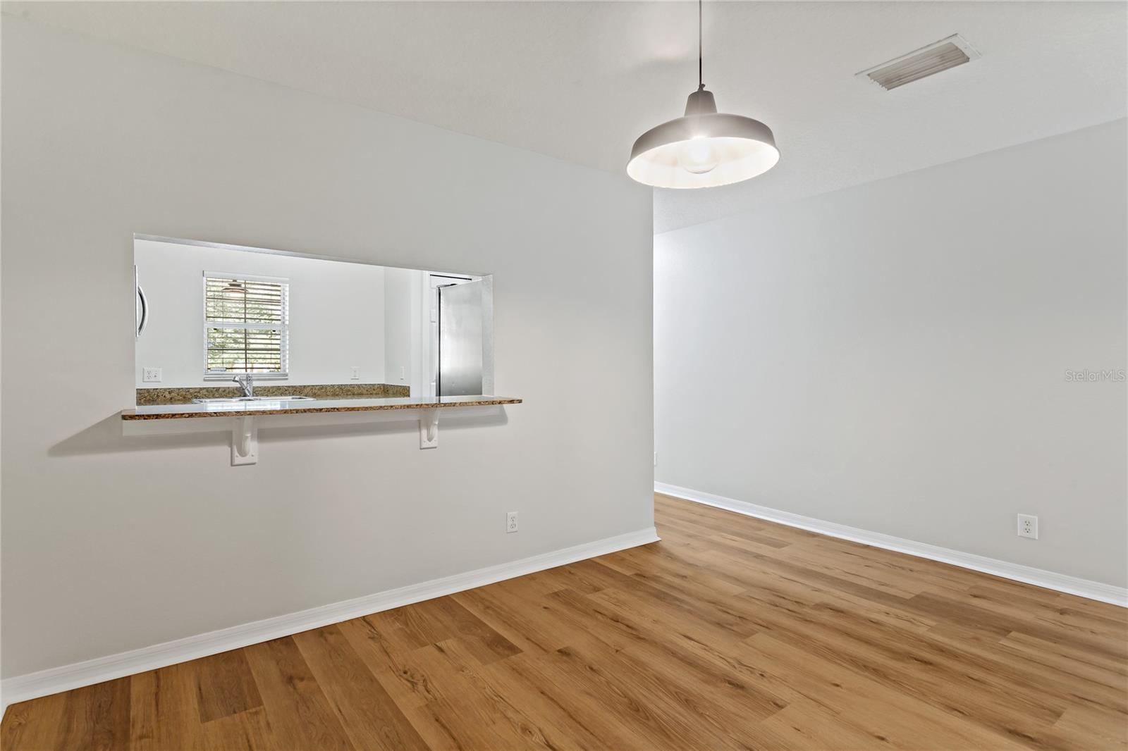 Image 9 of 19 For 213 Penmark Stone Place