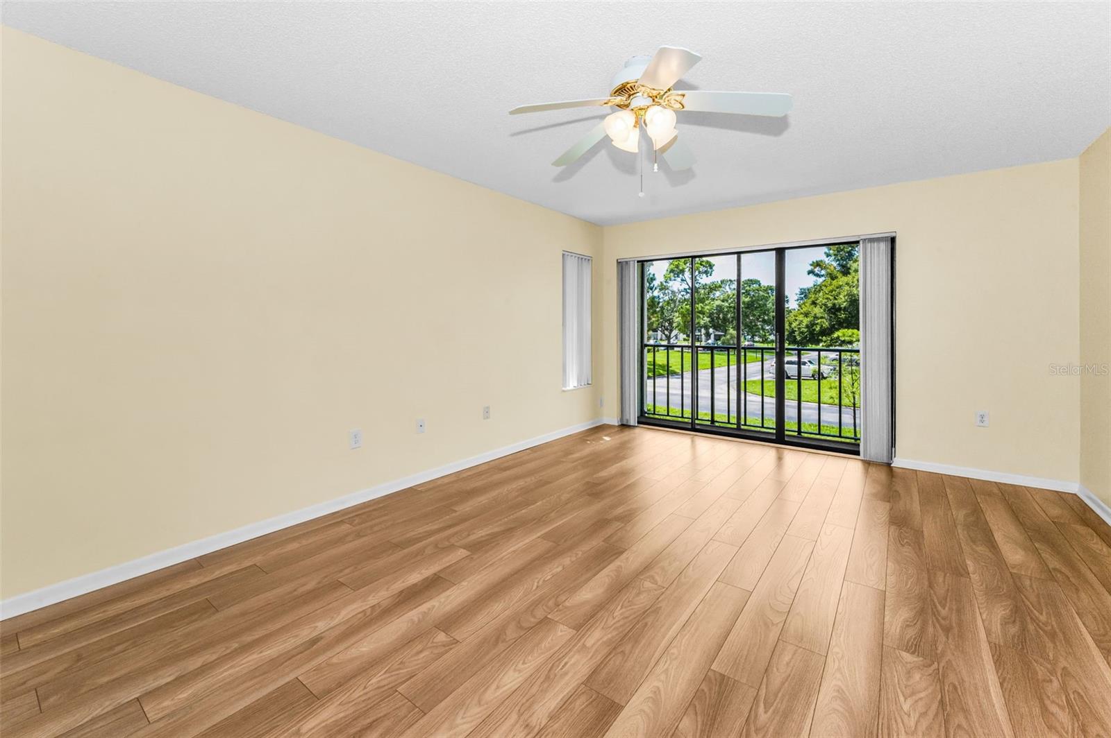 Image 12 of 62 For 2687 Pine Ridge Way S F2