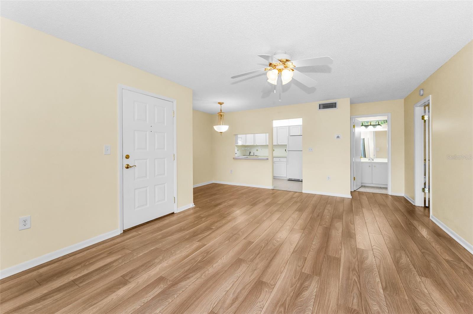 Image 17 of 62 For 2687 Pine Ridge Way S F2