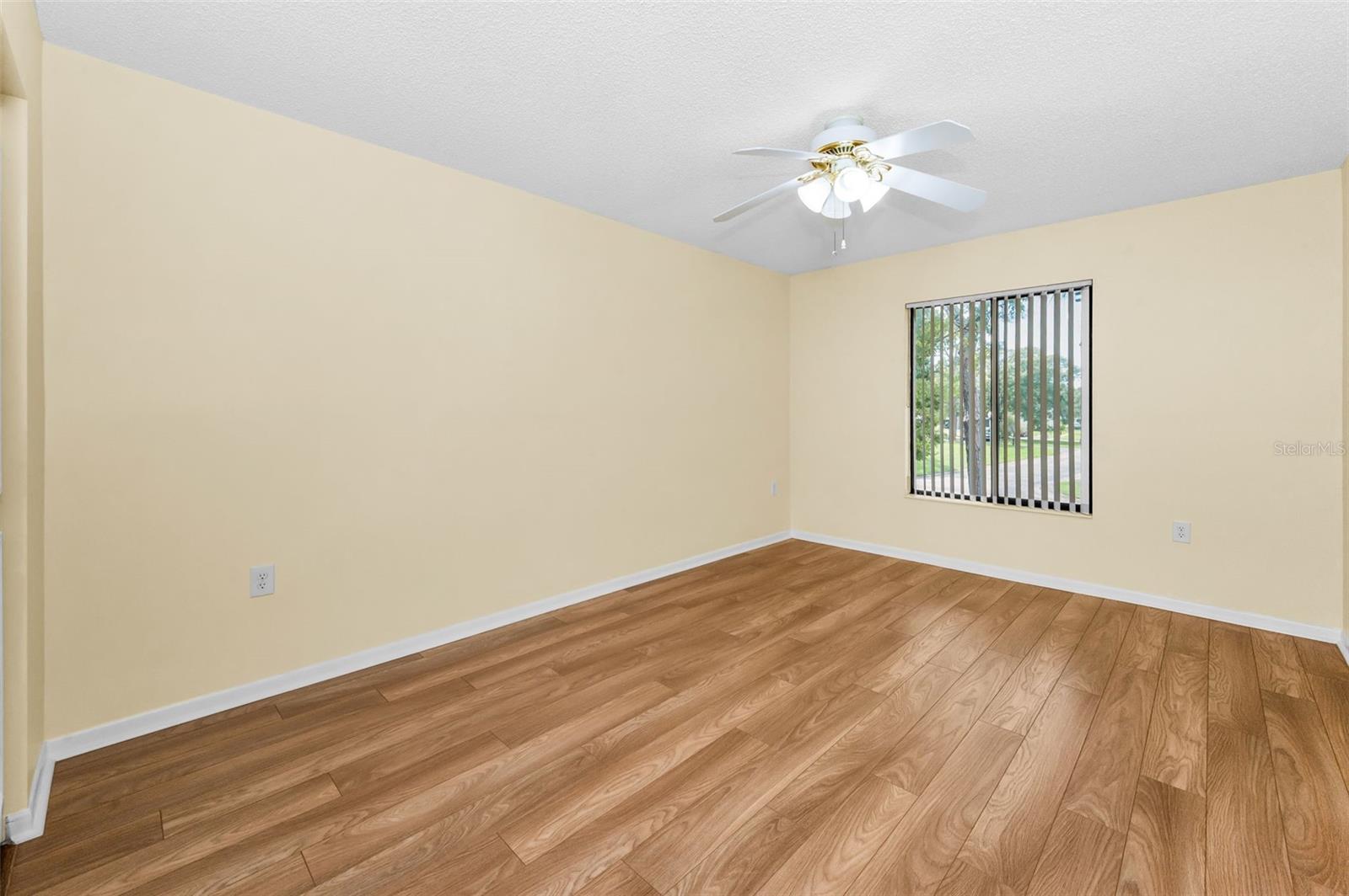Image 20 of 62 For 2687 Pine Ridge Way S F2