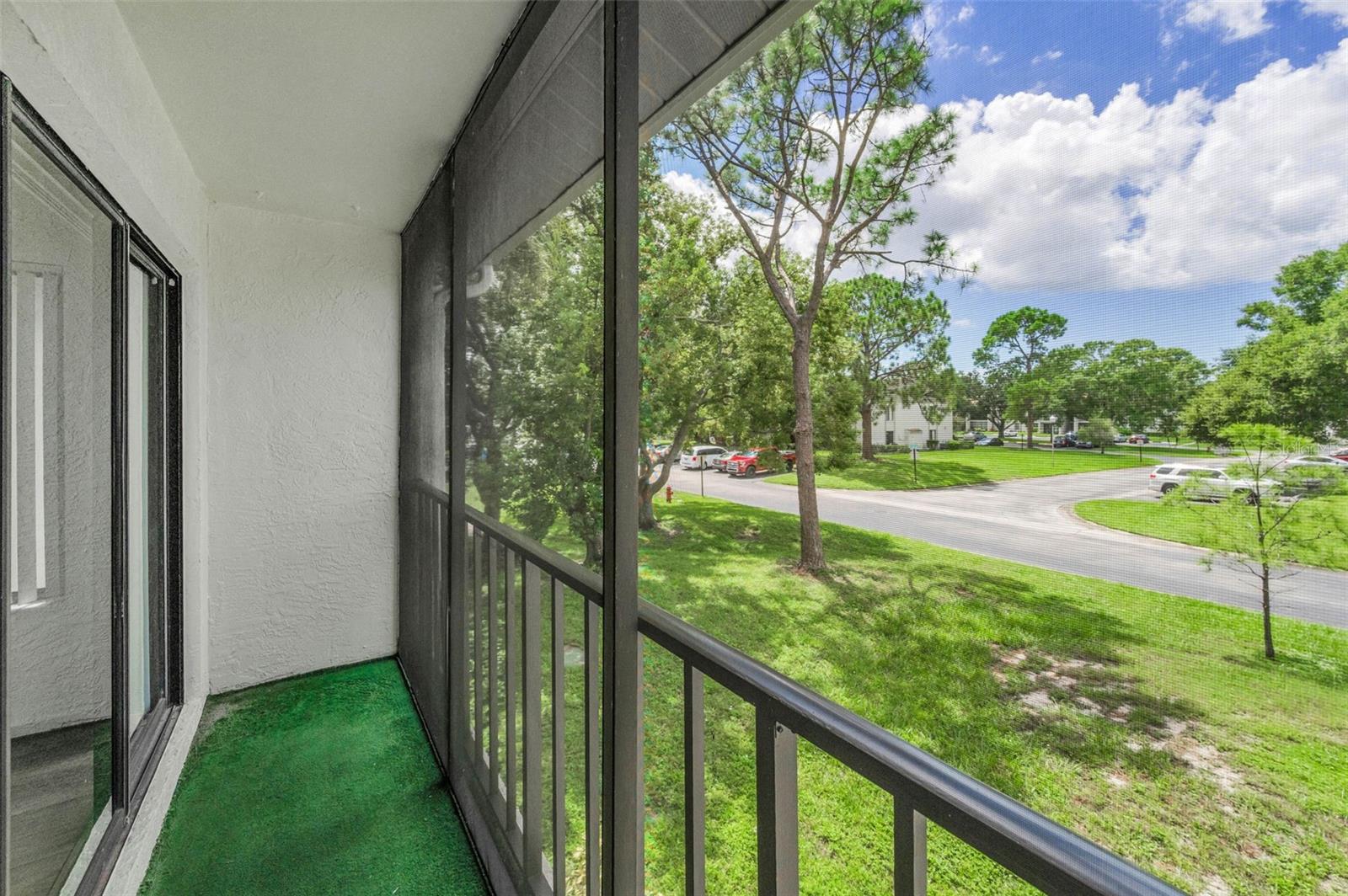 Image 24 of 62 For 2687 Pine Ridge Way S F2