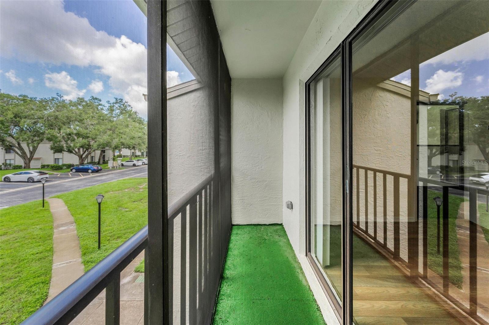 Image 25 of 62 For 2687 Pine Ridge Way S F2