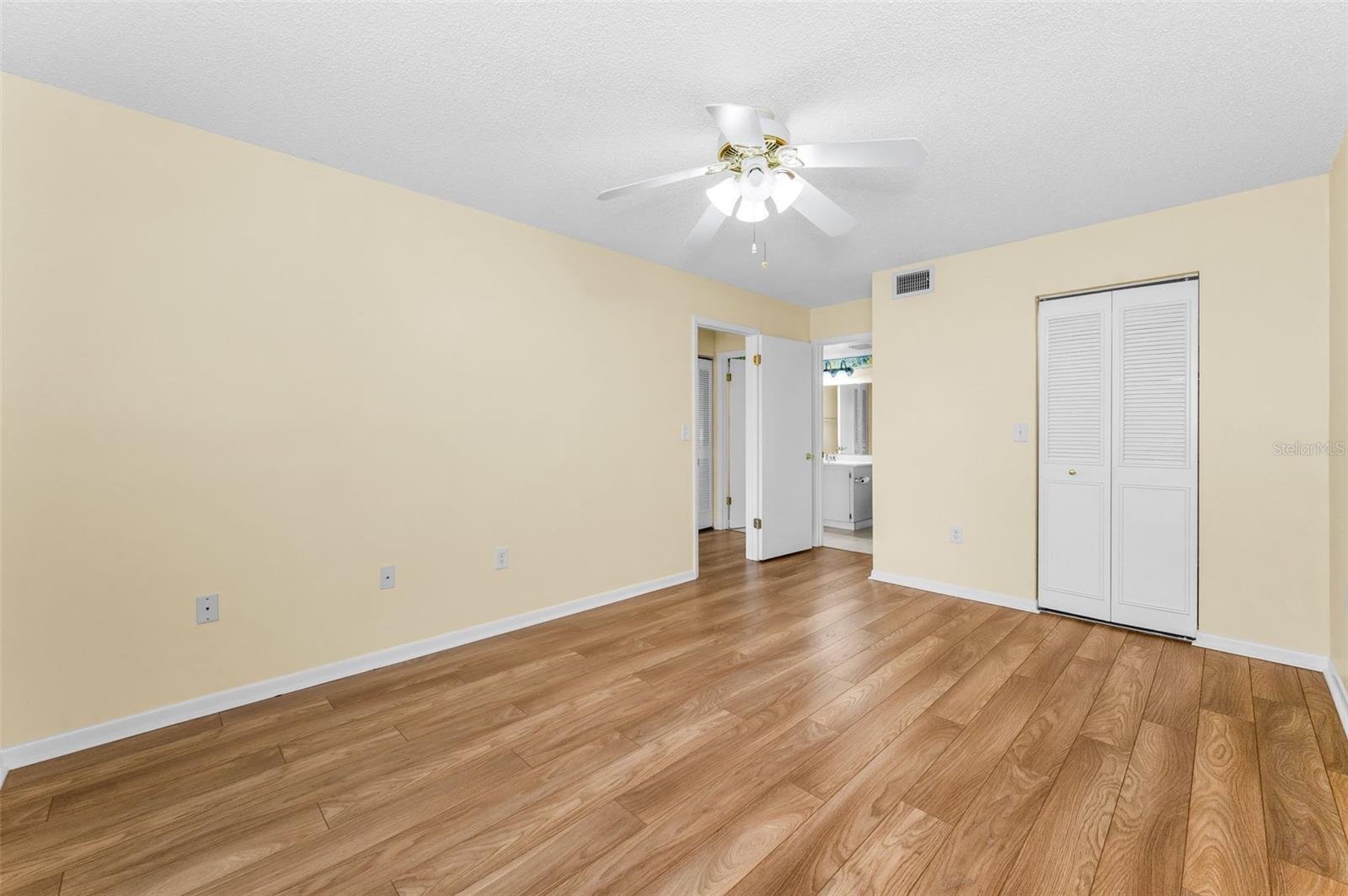 Image 31 of 62 For 2687 Pine Ridge Way S F2