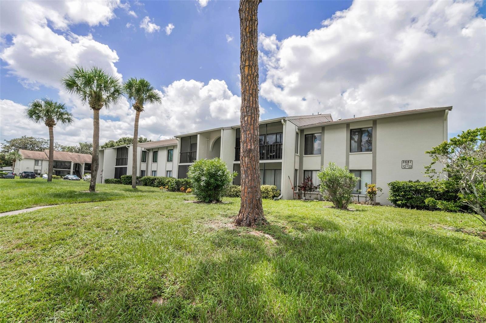 Image 39 of 62 For 2687 Pine Ridge Way S F2