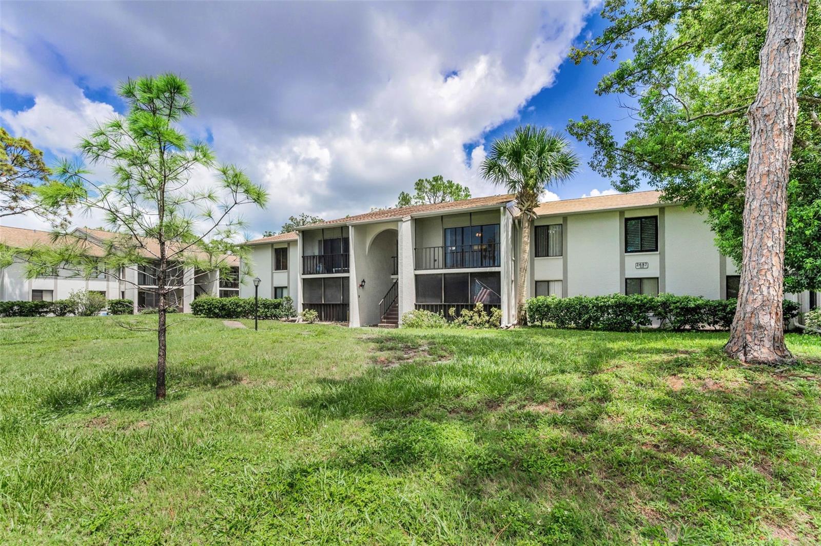 Image 4 of 62 For 2687 Pine Ridge Way S F2
