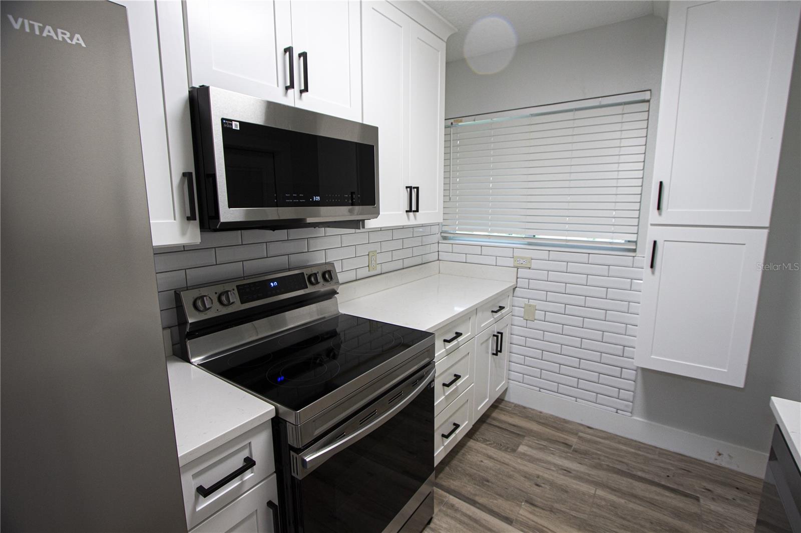 Listing photo id 6 for 111 143rd Avenue