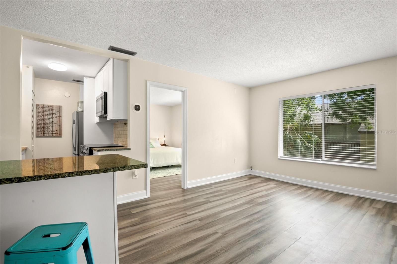 Image 5 of 25 For 4215 Bay Drive 1506f