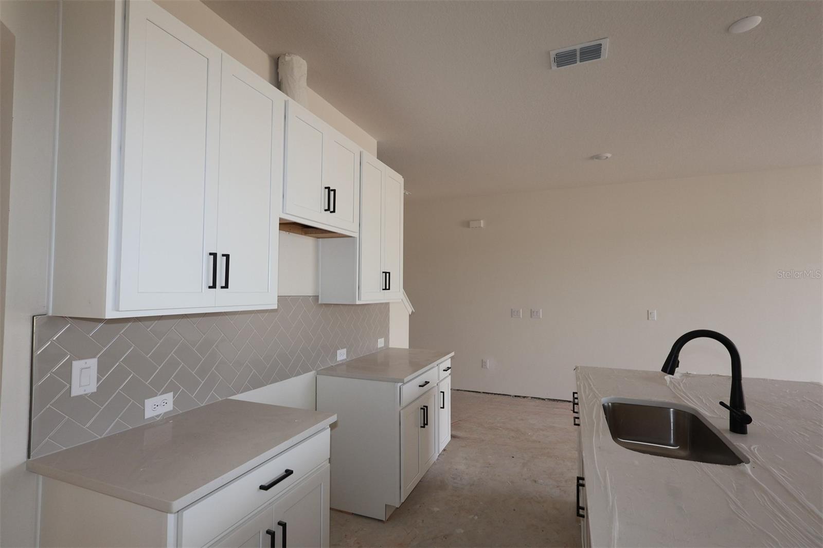 Image 9 of 20 For 11742 Full Moon Loop