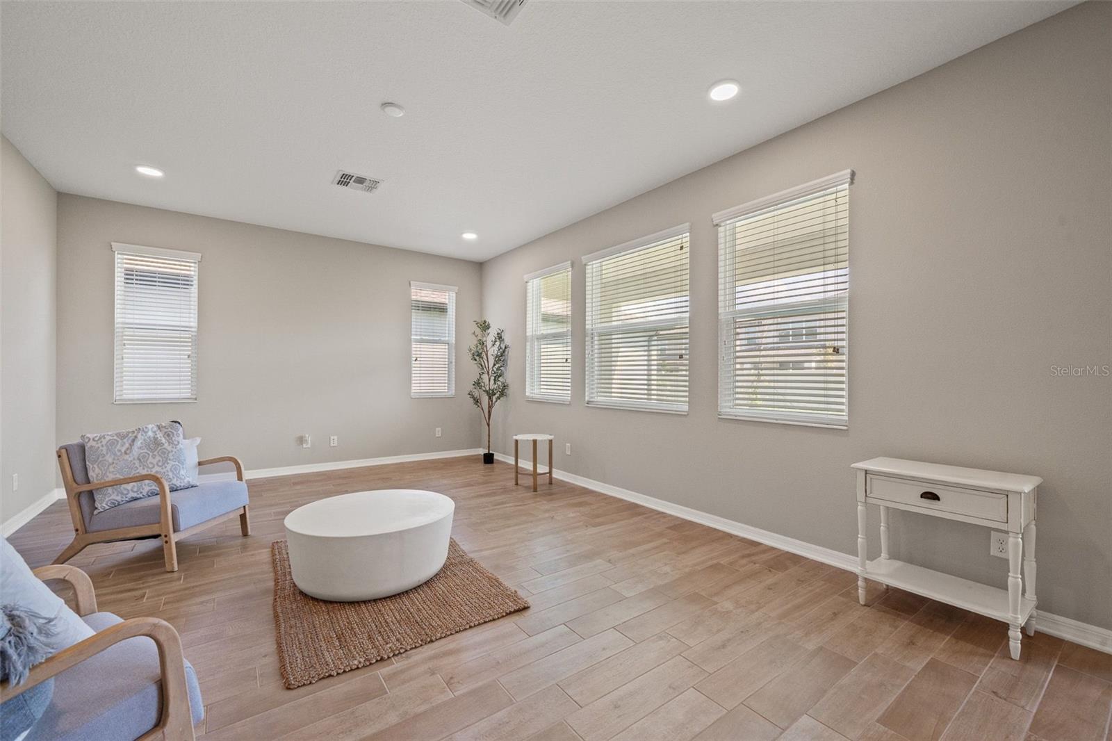 Image 11 of 47 For 31954 Sapna Chime Drive