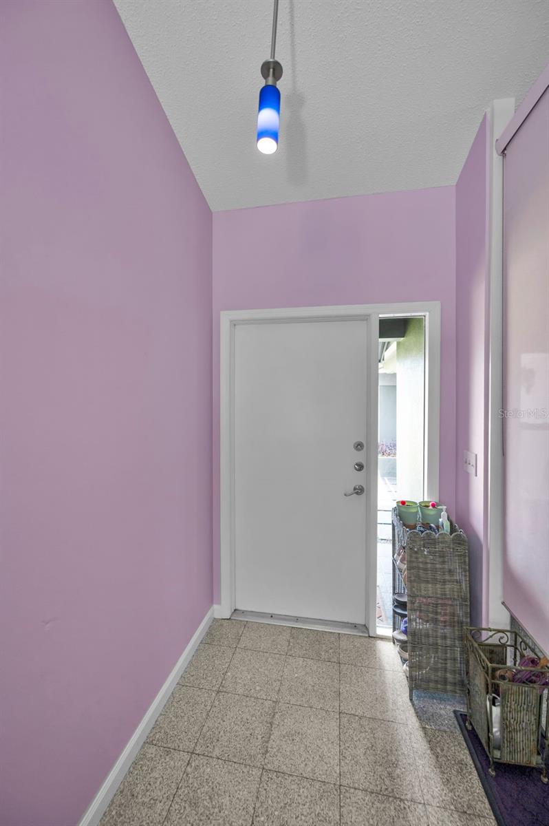 Image 10 of 82 For 14009 Middleton Way