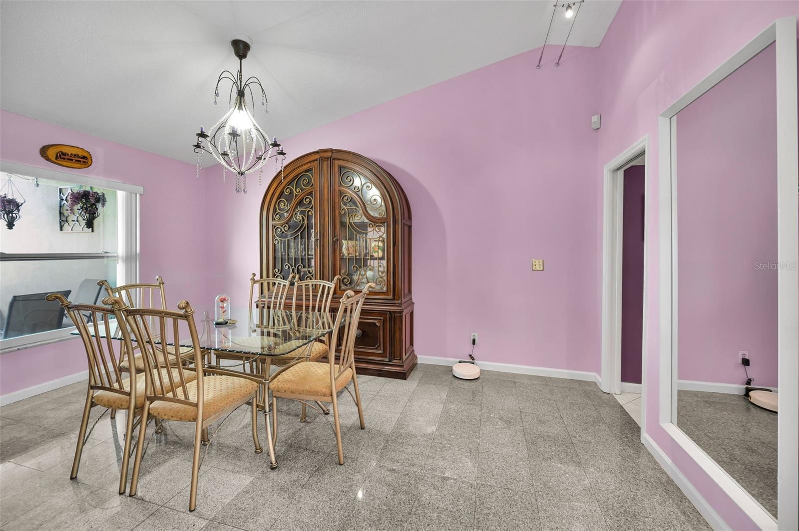 Image 14 of 82 For 14009 Middleton Way
