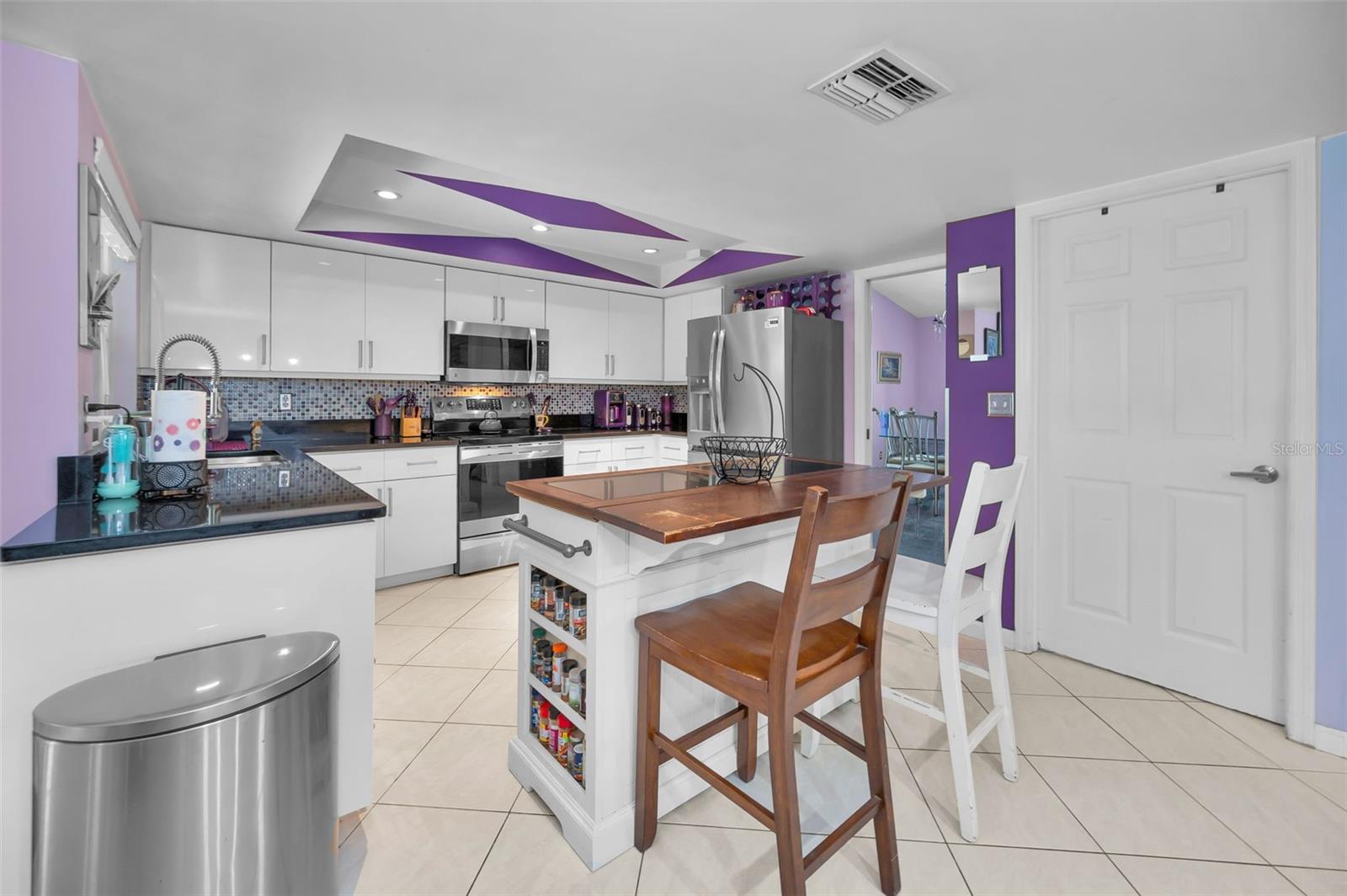 Image 20 of 82 For 14009 Middleton Way