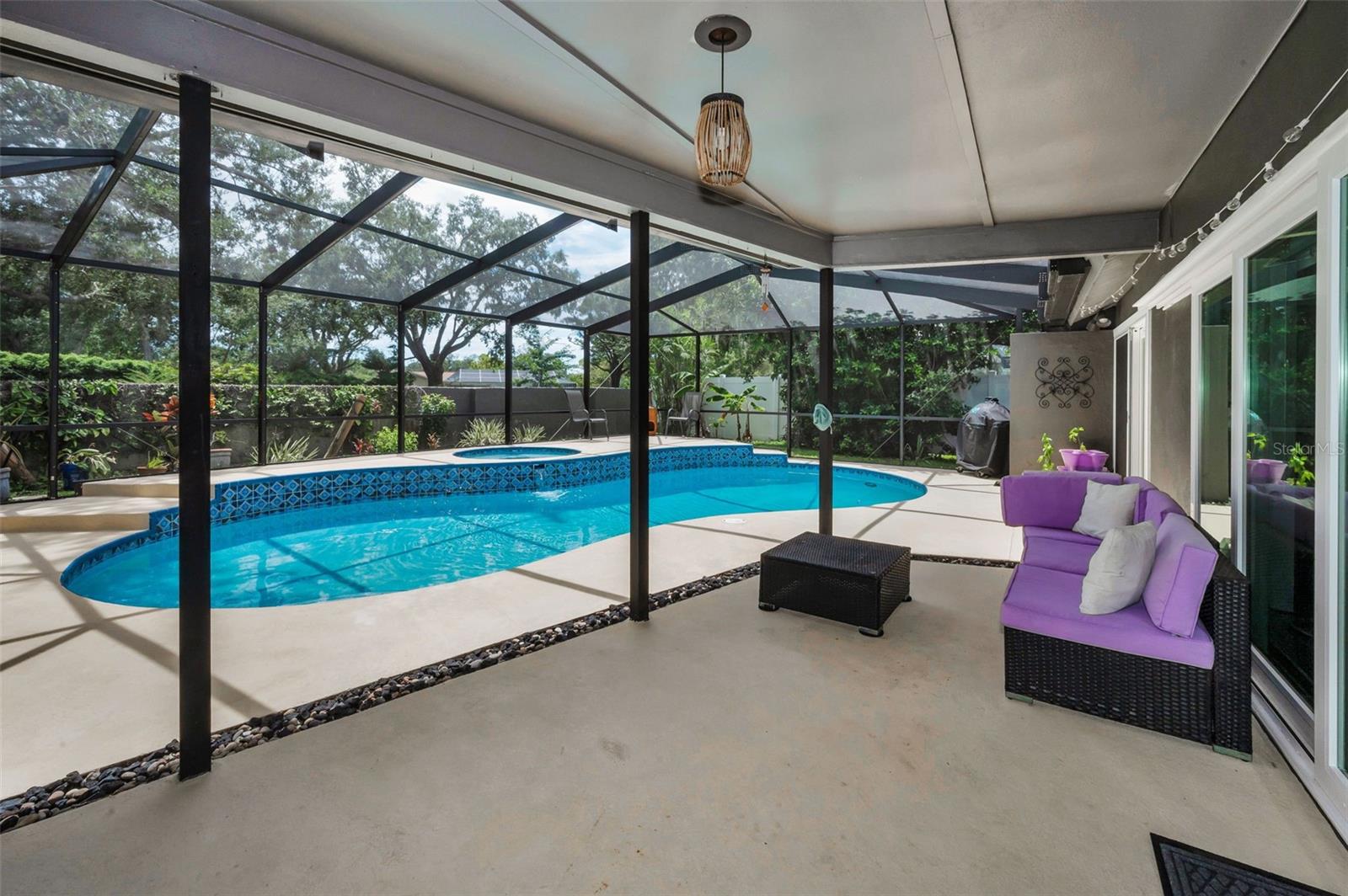Image 47 of 82 For 14009 Middleton Way