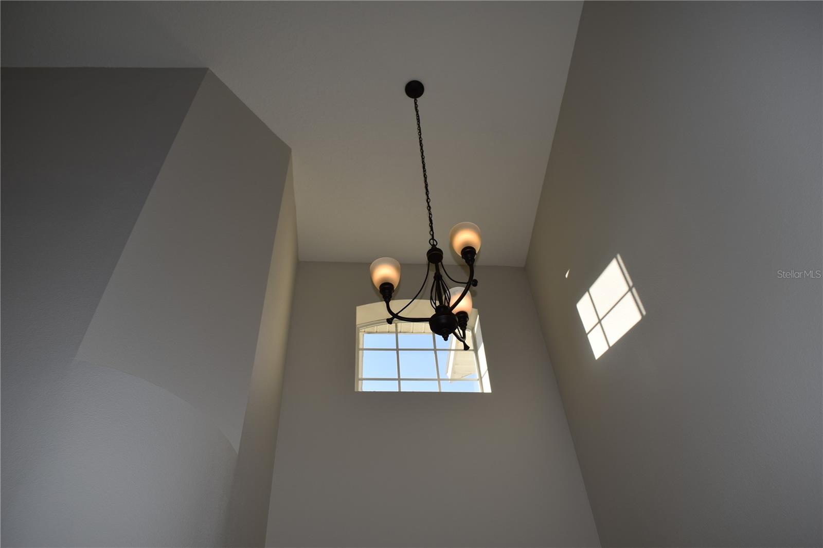 Image 14 of 20 For 15509 Montilla Loop