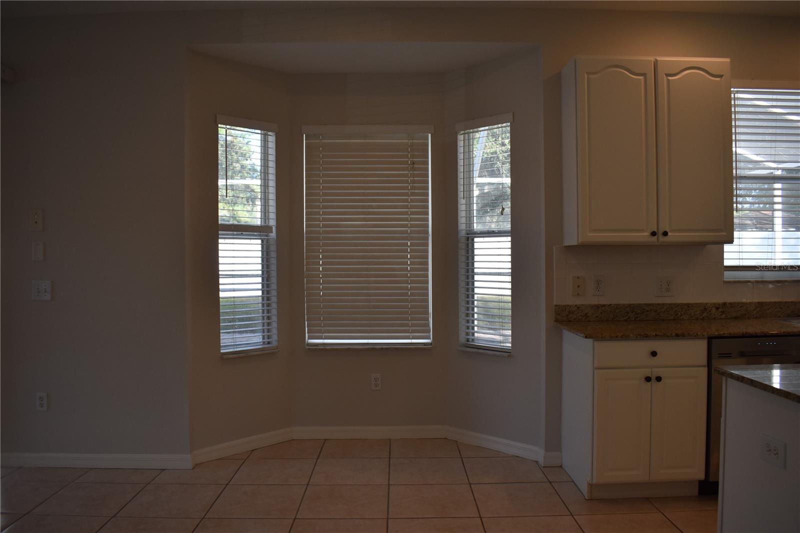 Image 9 of 20 For 15509 Montilla Loop