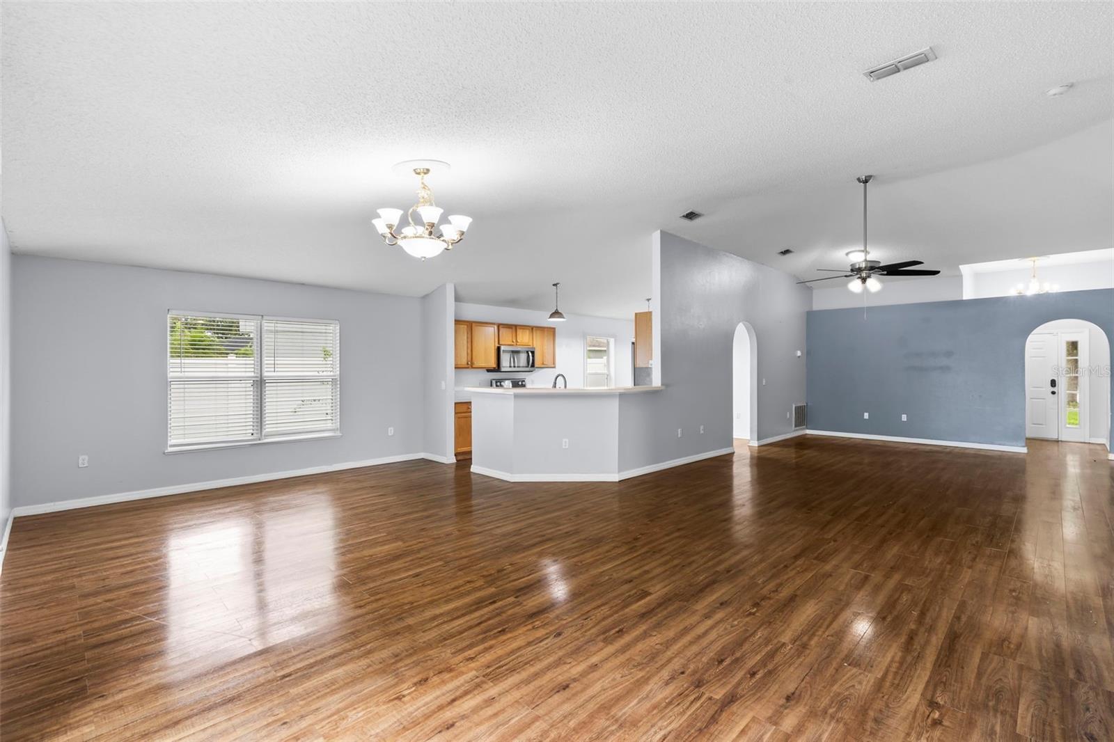 Image 15 of 61 For 13402 Copper Head Drive