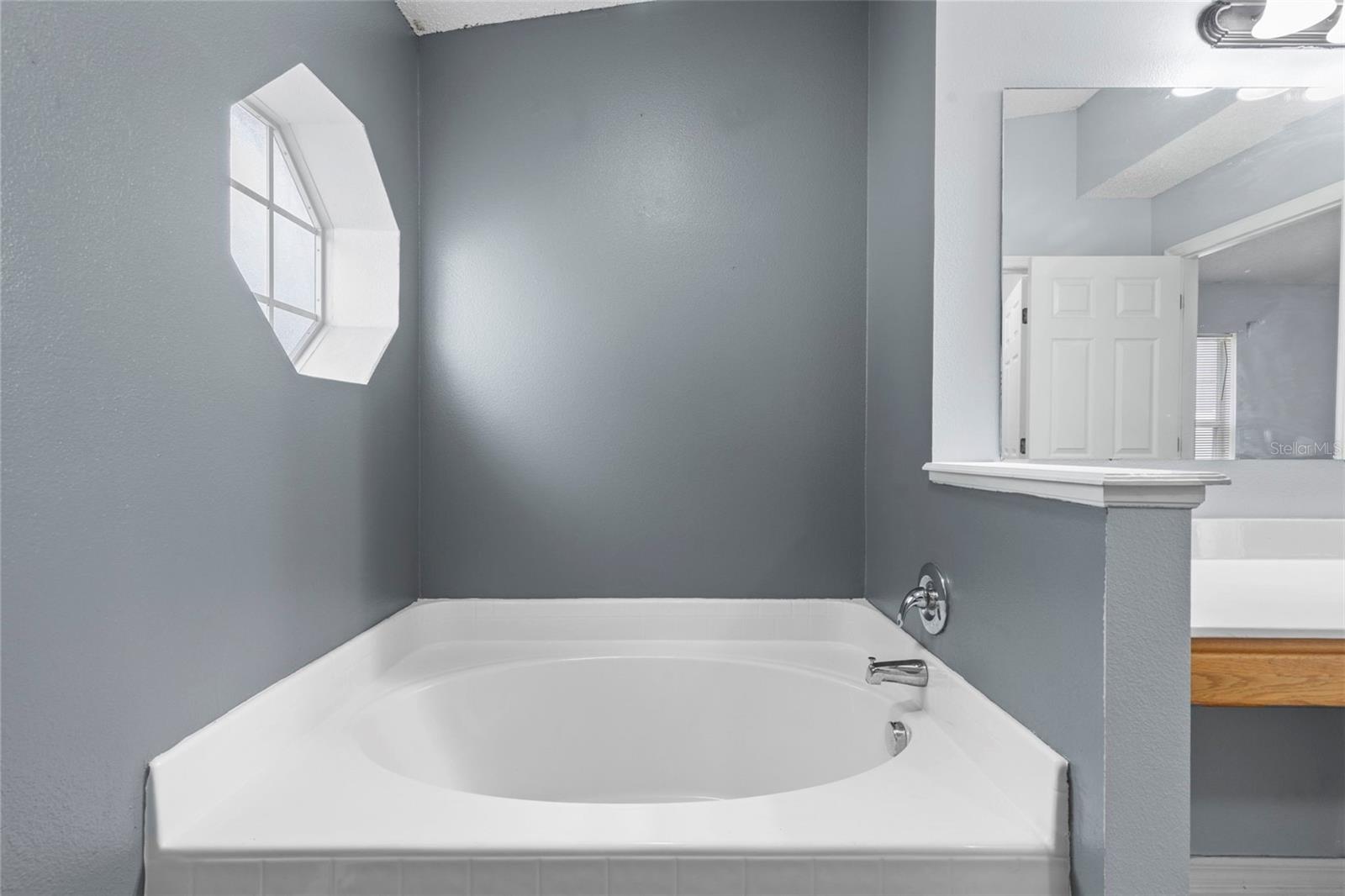 Image 34 of 61 For 13402 Copper Head Drive