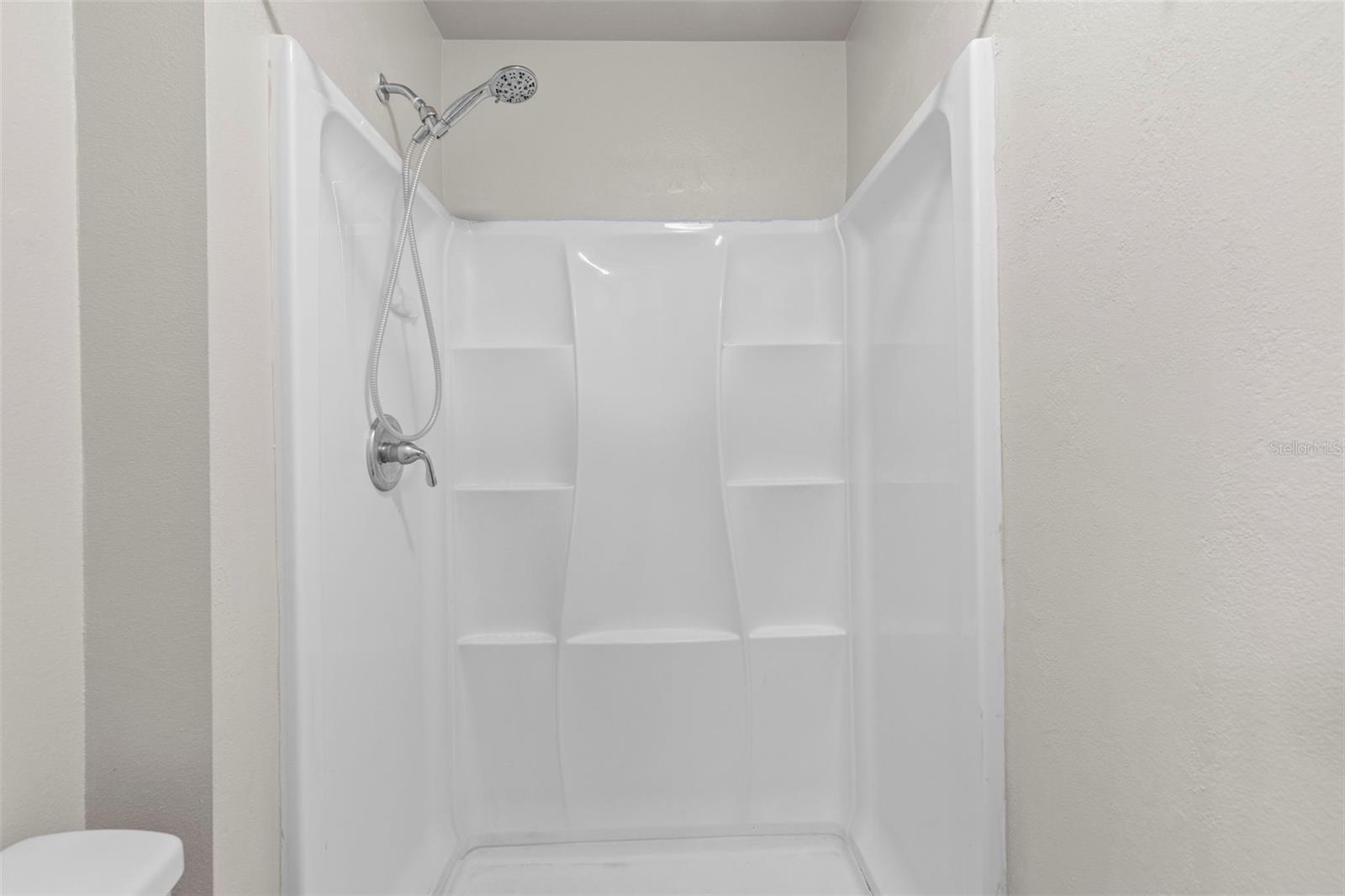 Image 38 of 61 For 13402 Copper Head Drive