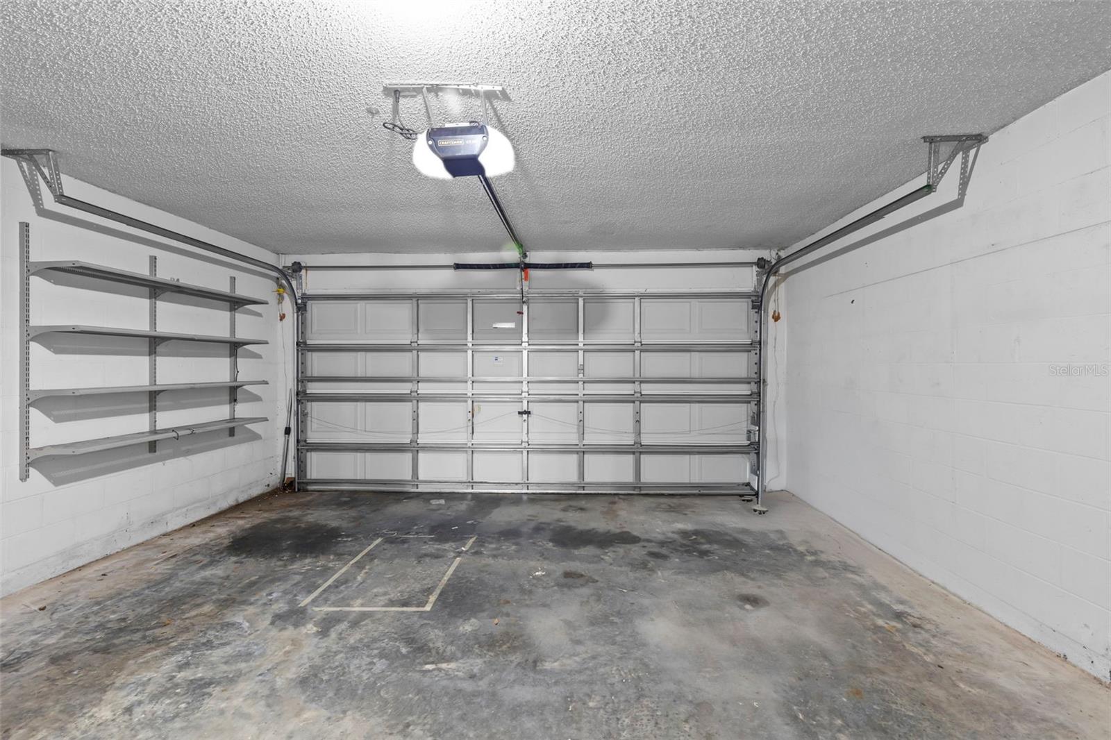 Image 43 of 61 For 13402 Copper Head Drive