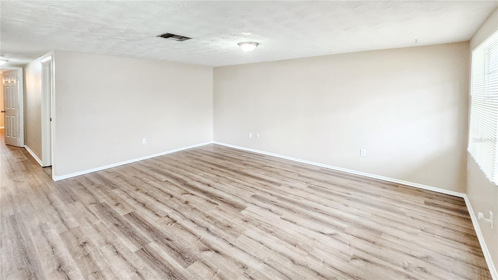 Image 3 of 12 For 3536 Umber Road