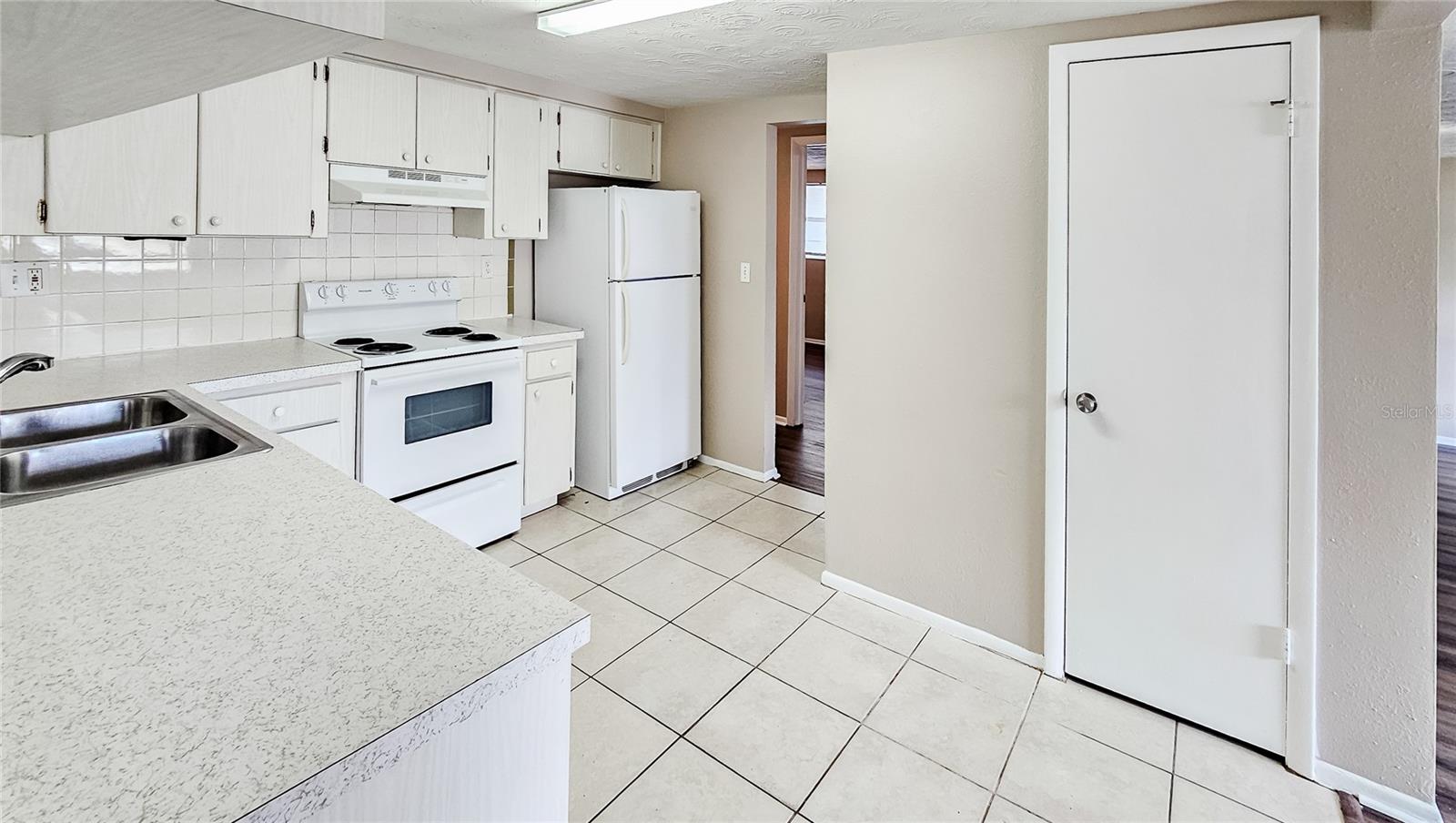 Image 4 of 12 For 3536 Umber Road