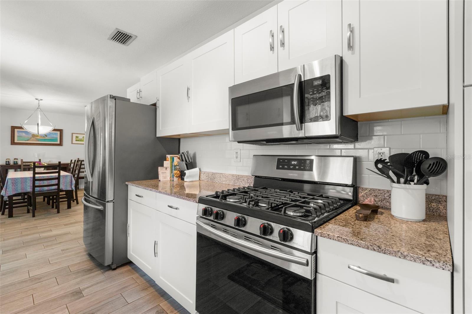 Image 13 of 40 For 1585 78th Avenue N