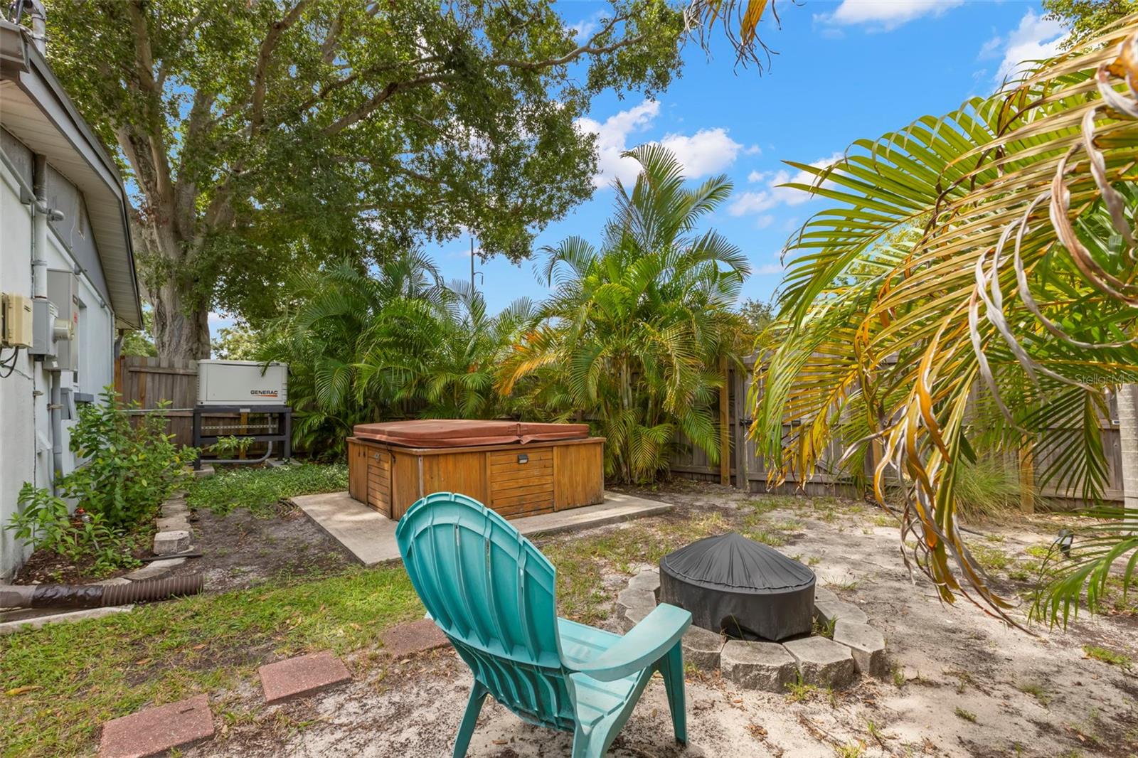 Image 19 of 40 For 1585 78th Avenue N