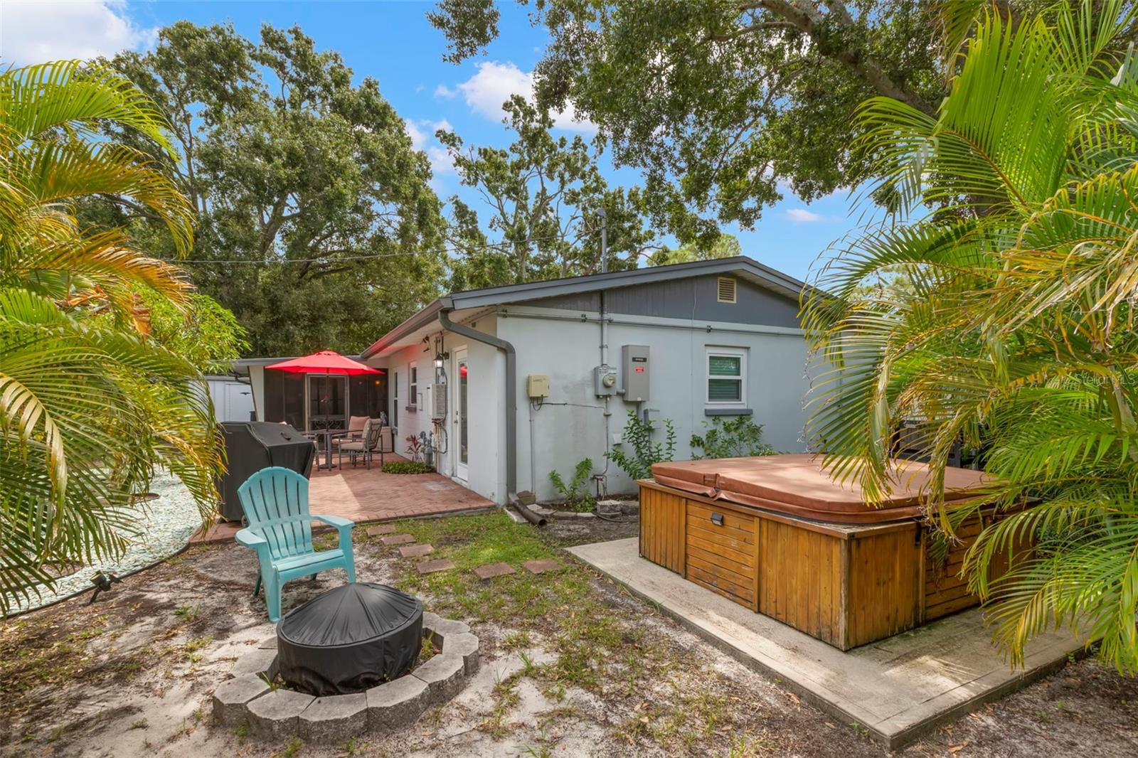Image 21 of 40 For 1585 78th Avenue N