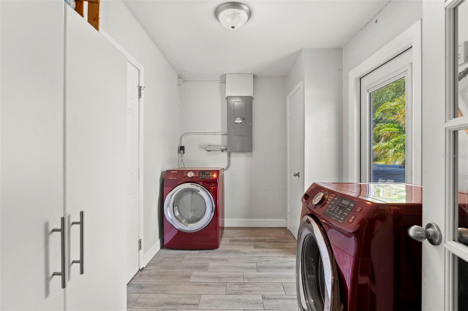 Image 30 of 40 For 1585 78th Avenue N