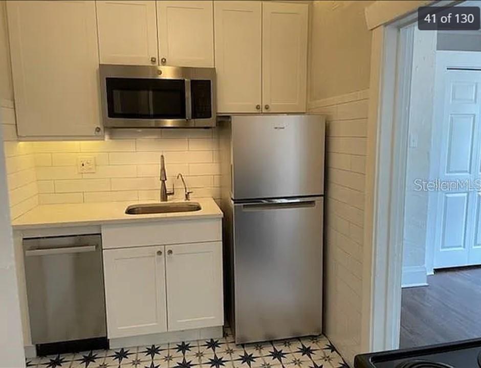 Image 3 of 27 For 2305 Texas Avenue 2