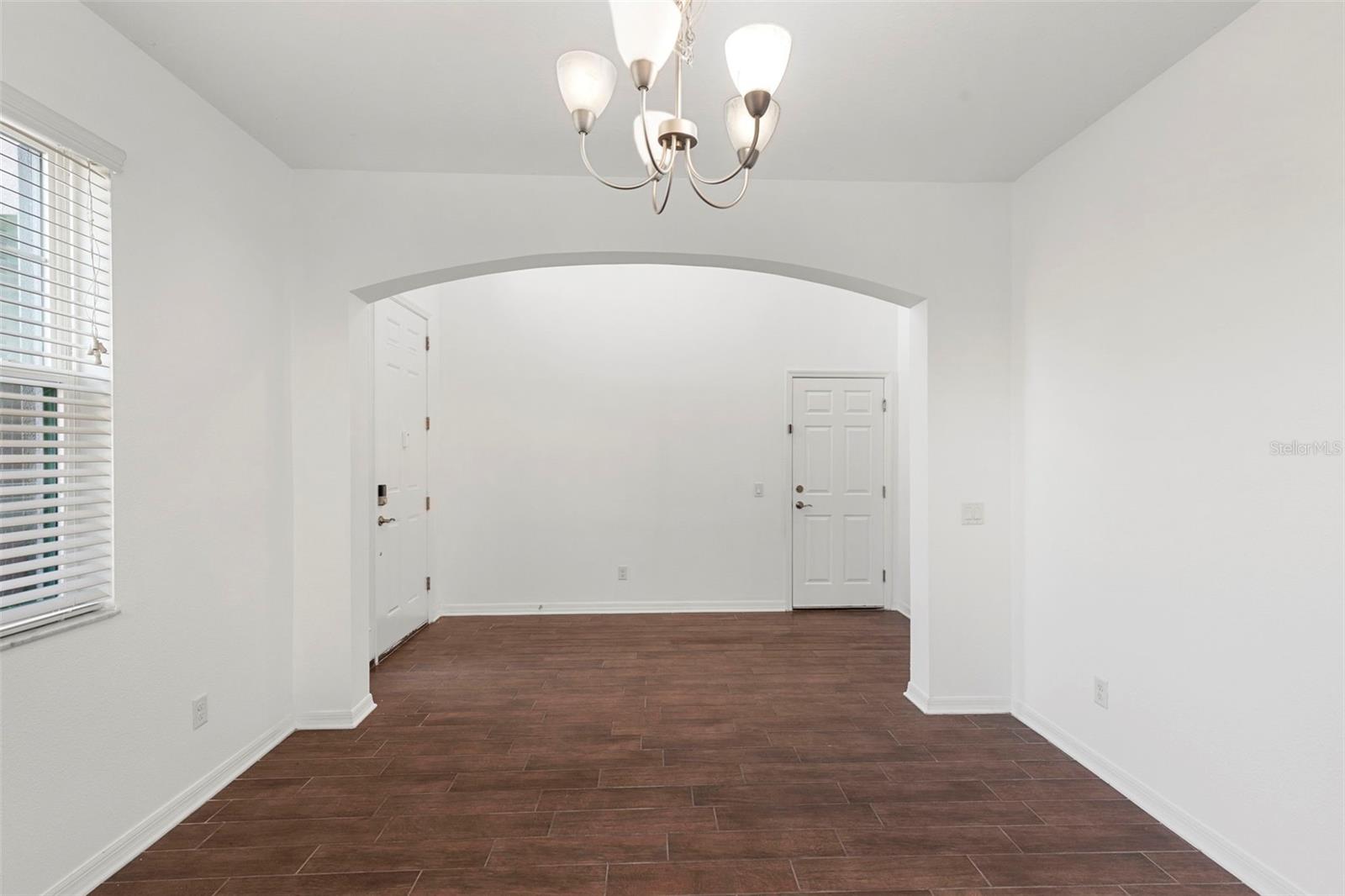 Image 11 of 92 For 10721 Pleasant Knoll Drive