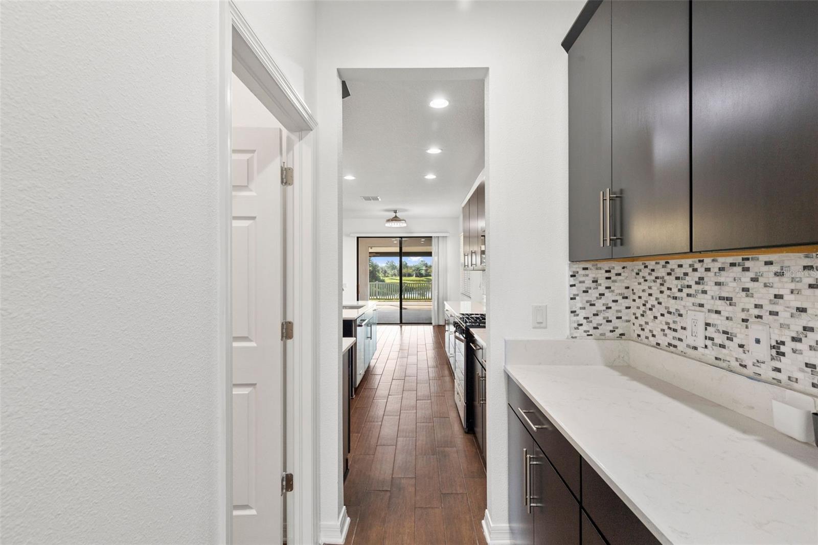 Image 14 of 92 For 10721 Pleasant Knoll Drive
