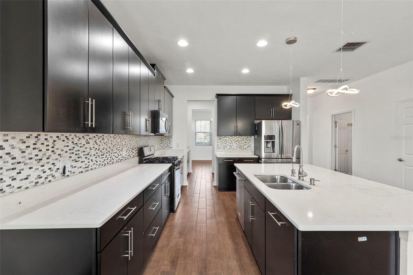 Image 17 of 92 For 10721 Pleasant Knoll Drive