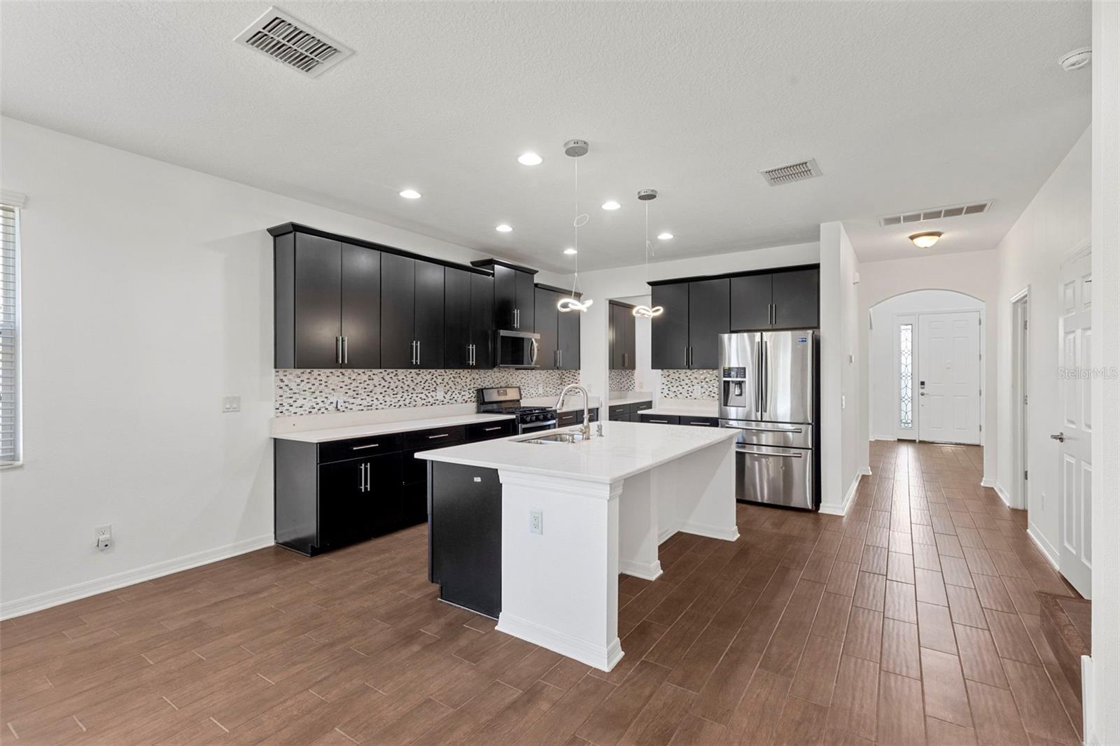 Image 18 of 92 For 10721 Pleasant Knoll Drive