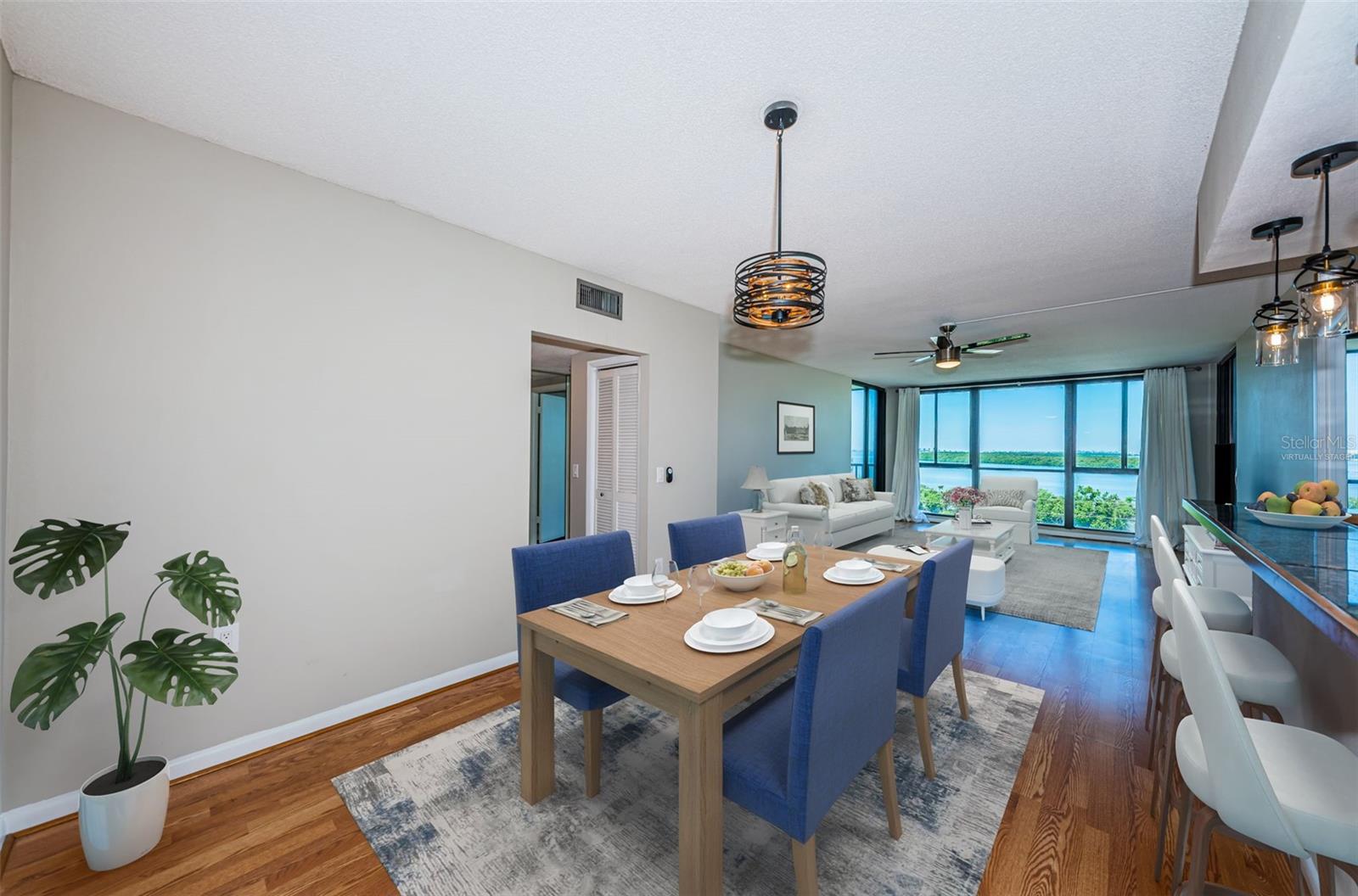 Image 13 of 63 For 7100 Sunshine Skyway Lane S 608