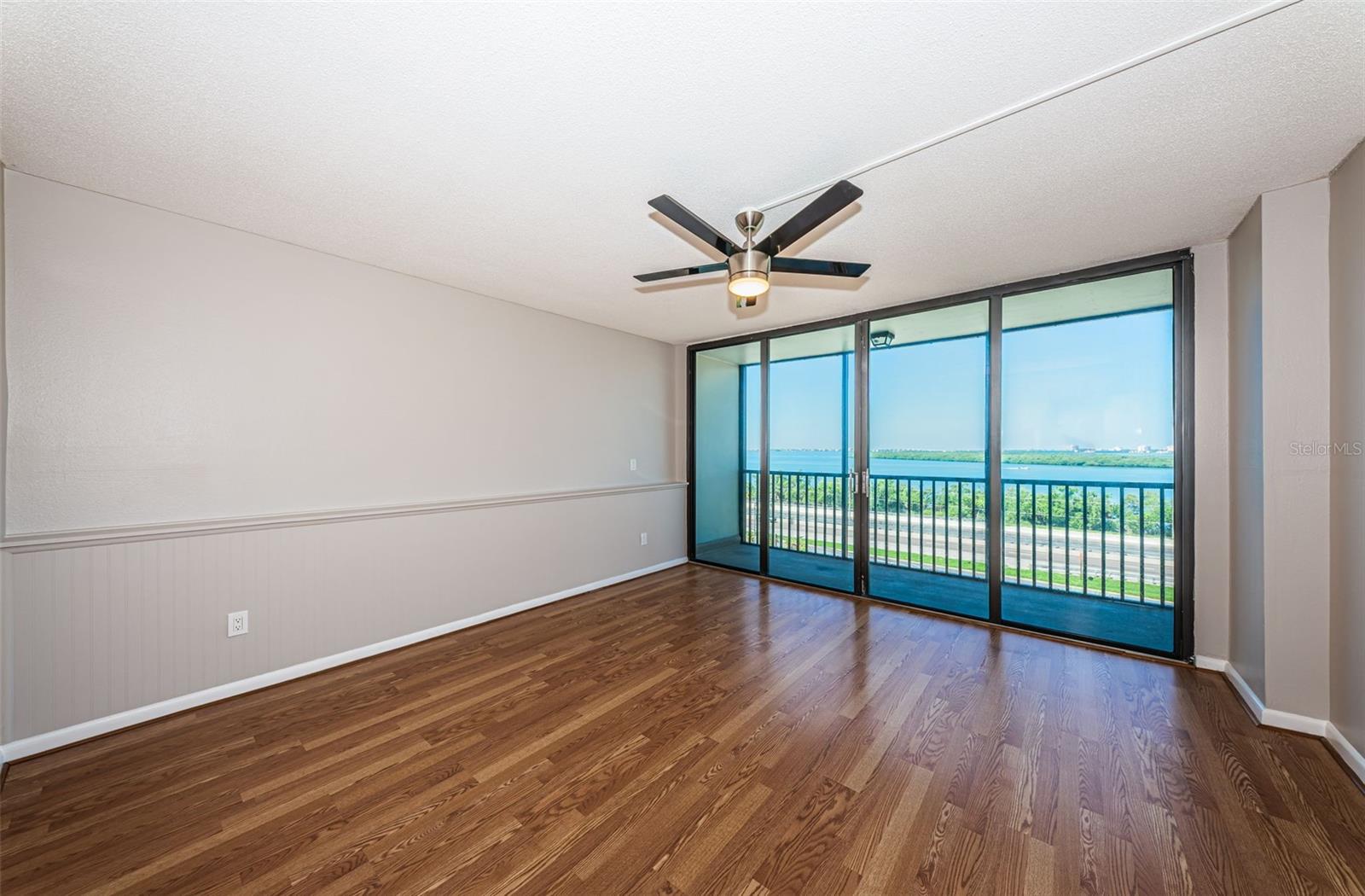 Image 21 of 63 For 7100 Sunshine Skyway Lane S 608