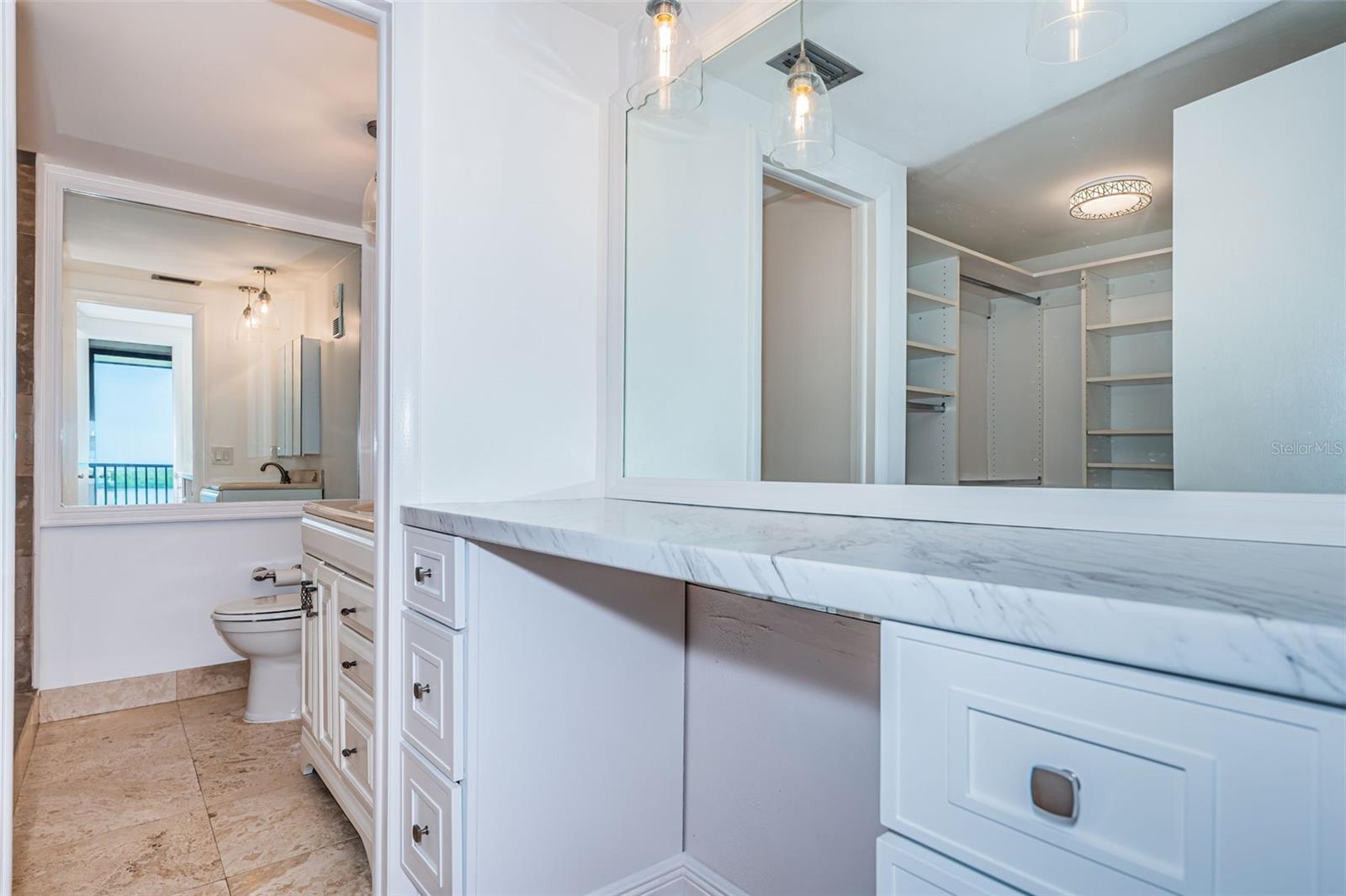 Image 28 of 63 For 7100 Sunshine Skyway Lane S 608