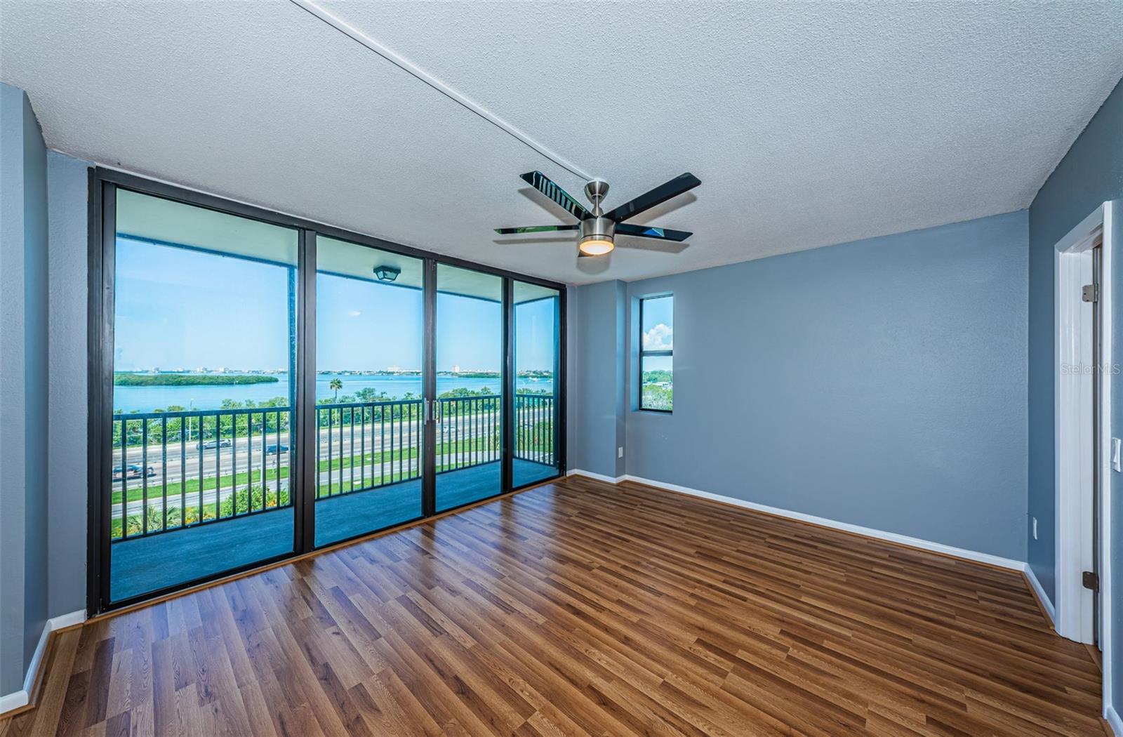 Image 33 of 63 For 7100 Sunshine Skyway Lane S 608