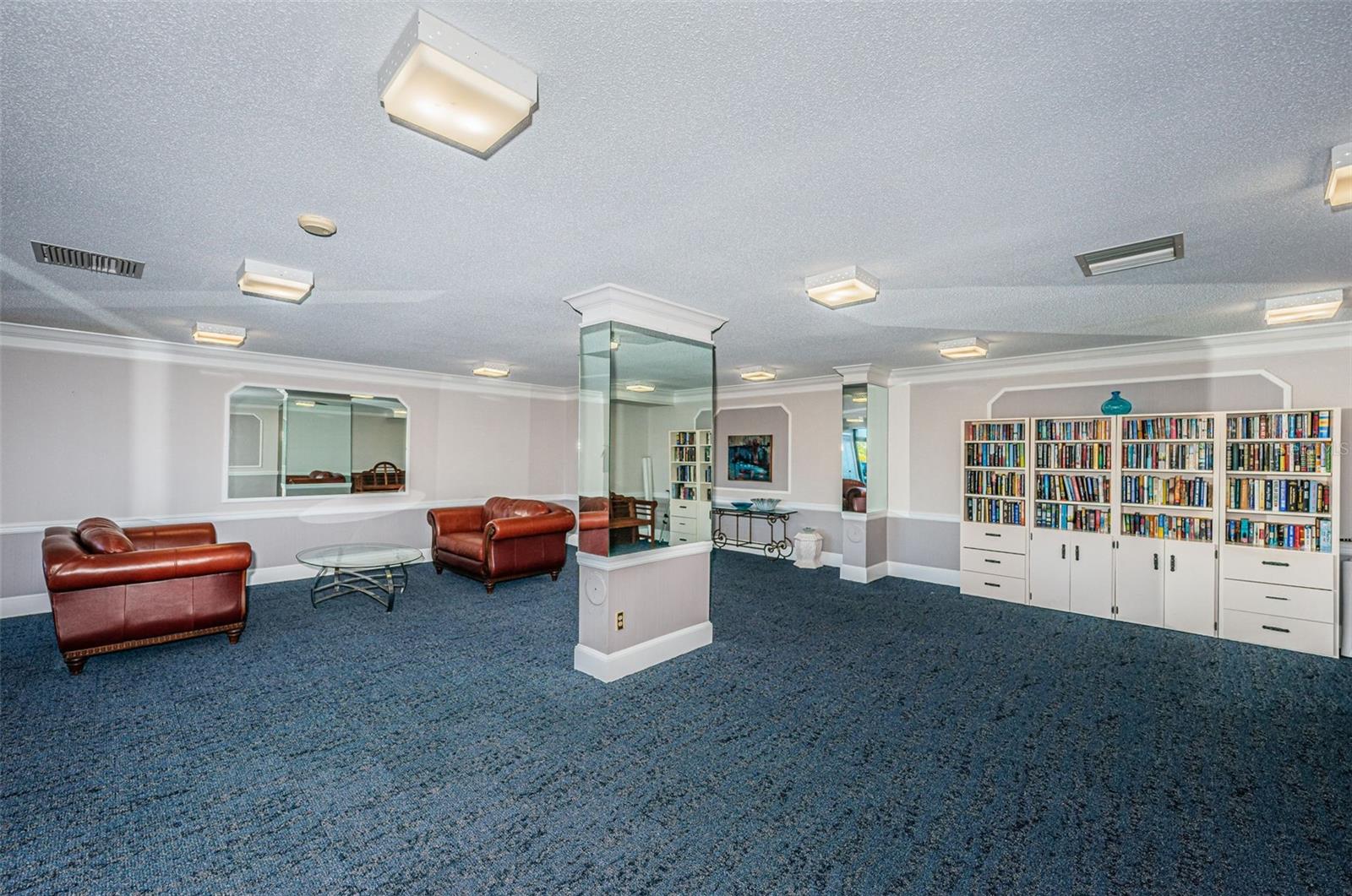 Image 59 of 63 For 7100 Sunshine Skyway Lane S 608
