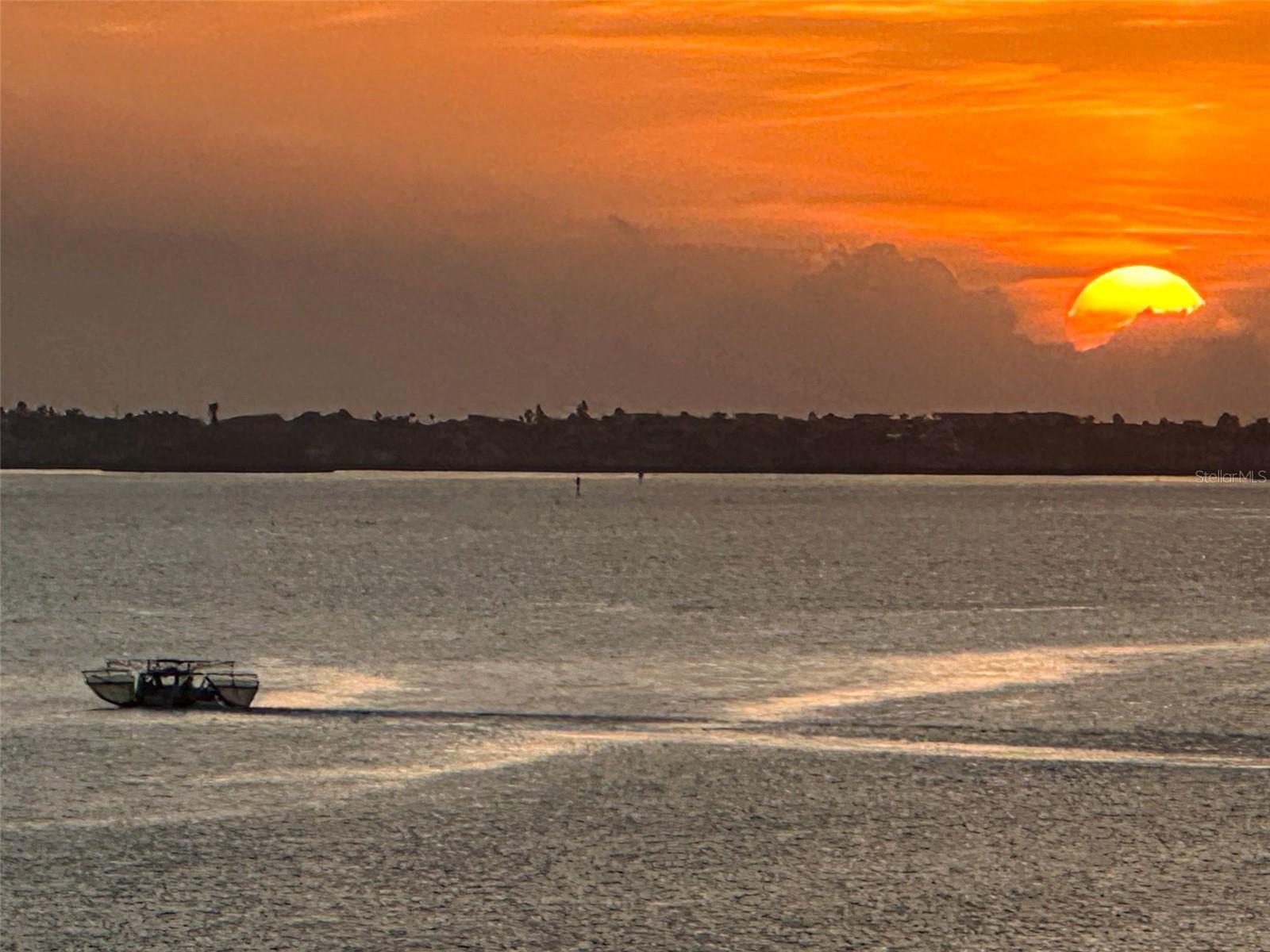 Image 64 of 72 For 7100 Sunshine Skyway Lane S 608