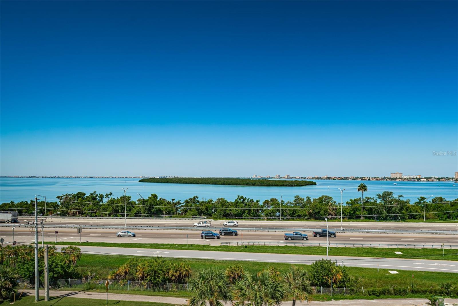 Image 8 of 63 For 7100 Sunshine Skyway Lane S 608