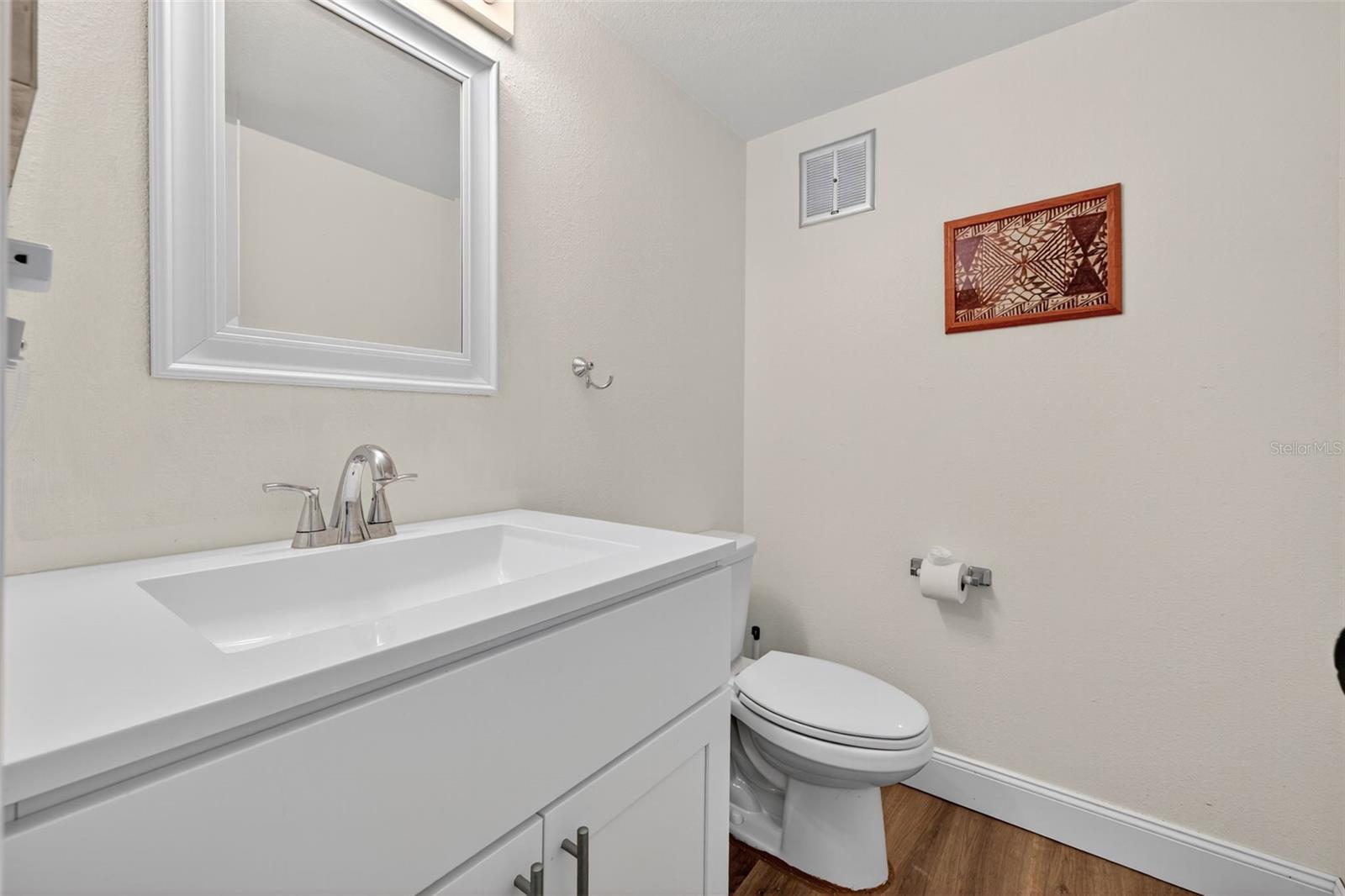 Image 19 of 35 For 14130 Rosemary Lane 1207