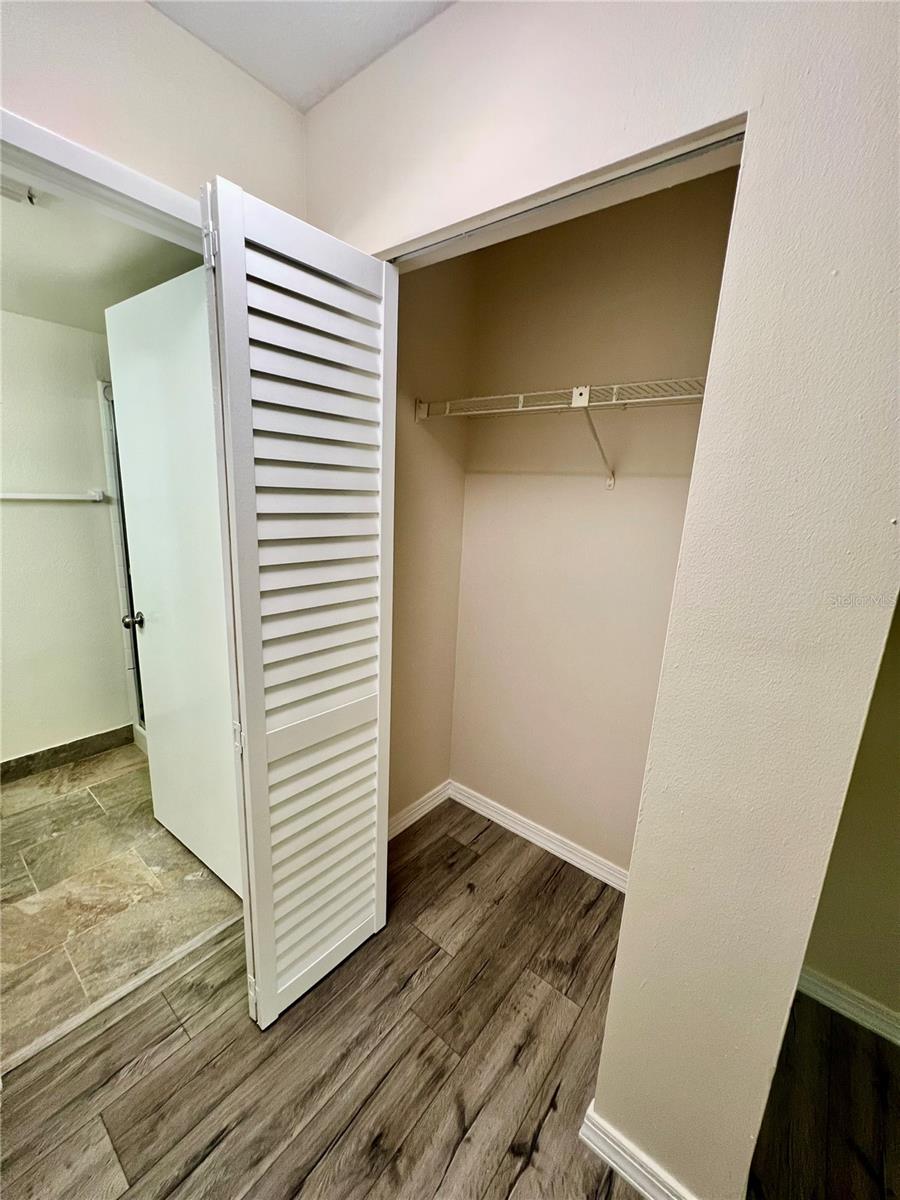 Image 11 of 33 For 2690 Coral Landings Boulevard 636