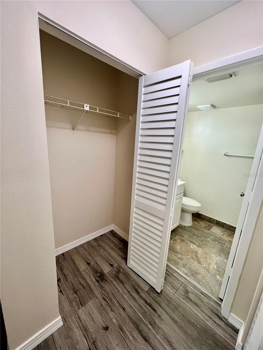 Image 12 of 33 For 2690 Coral Landings Boulevard 636