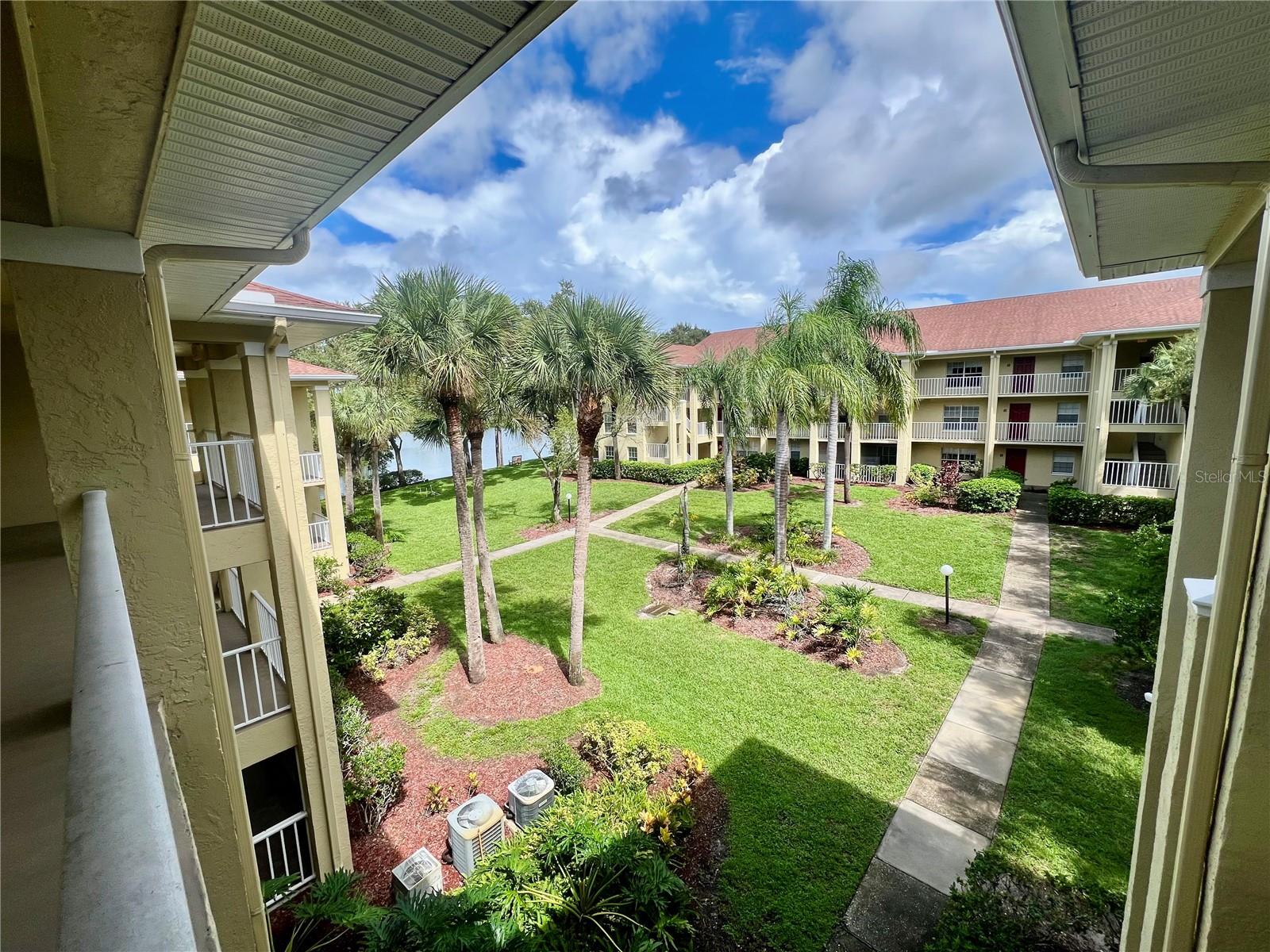 Image 2 of 33 For 2690 Coral Landings Boulevard 636