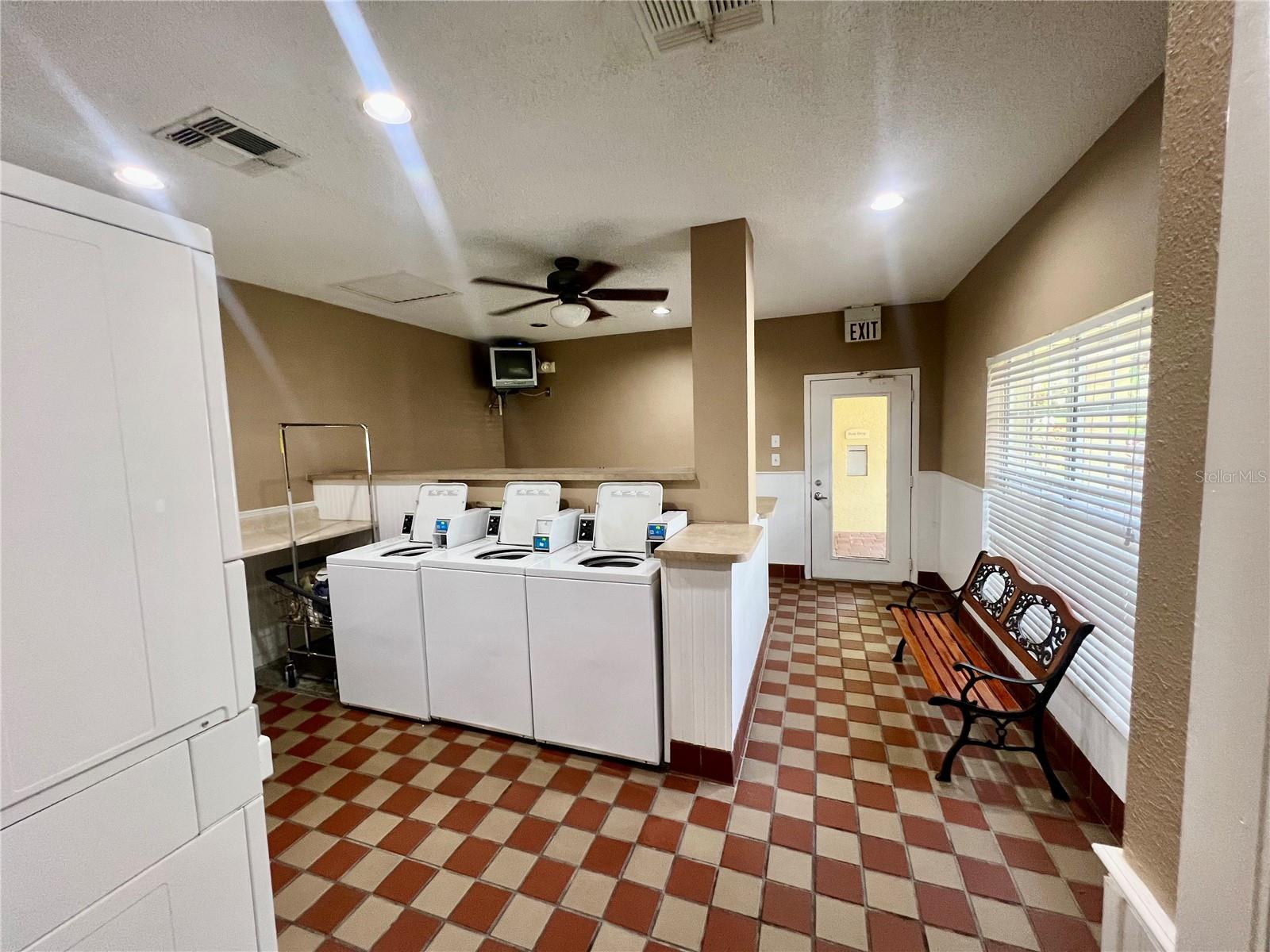 Image 22 of 33 For 2690 Coral Landings Boulevard 636